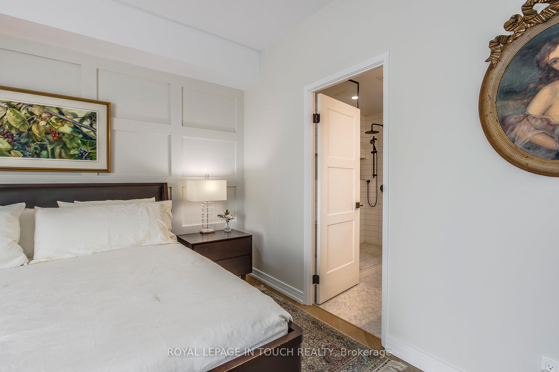 Photo 9 of Unit 1011, 2 Toronto Street S, Barrie, City Centre — HOMEH