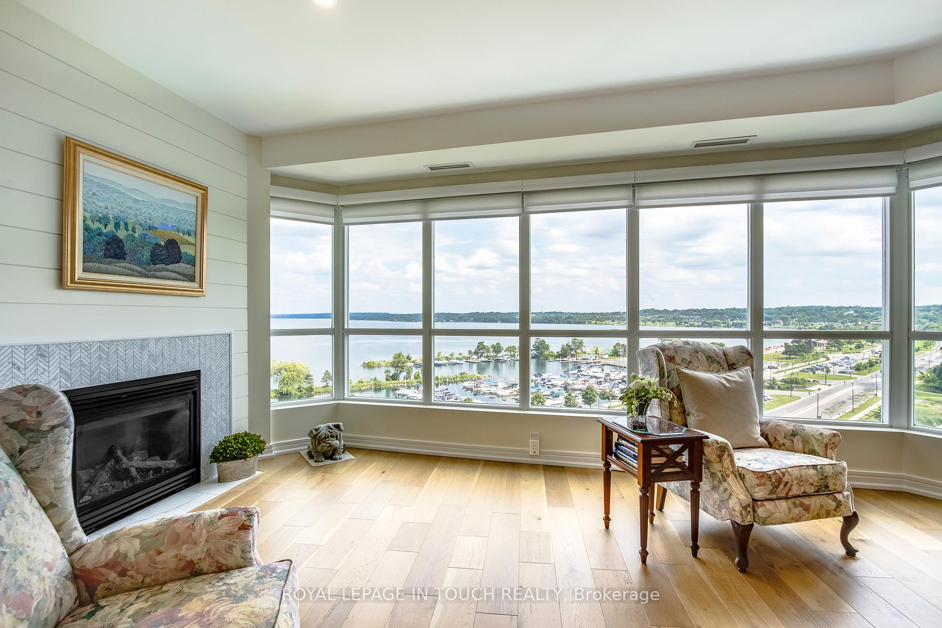 Photo 23 of Unit 1011, 2 Toronto Street S, Barrie, City Centre — HOMEH