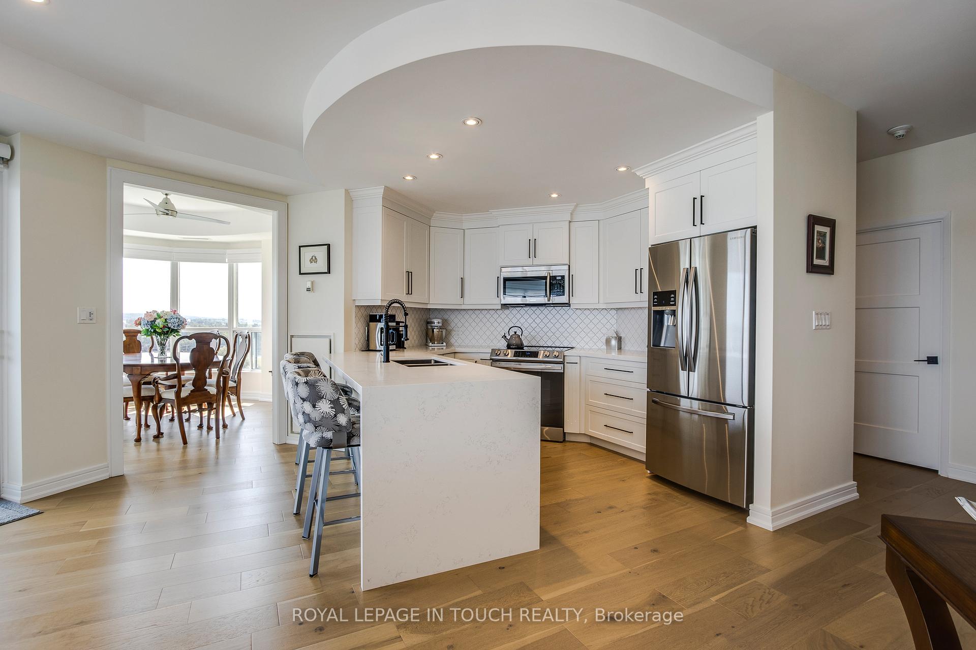 Photo 36 of Unit 1011, 2 Toronto Street S, Barrie, City Centre — HOMEH