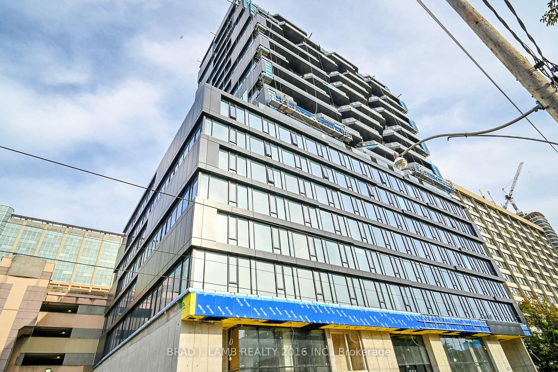 Front of Unit 1014, 195 McCaul Street
