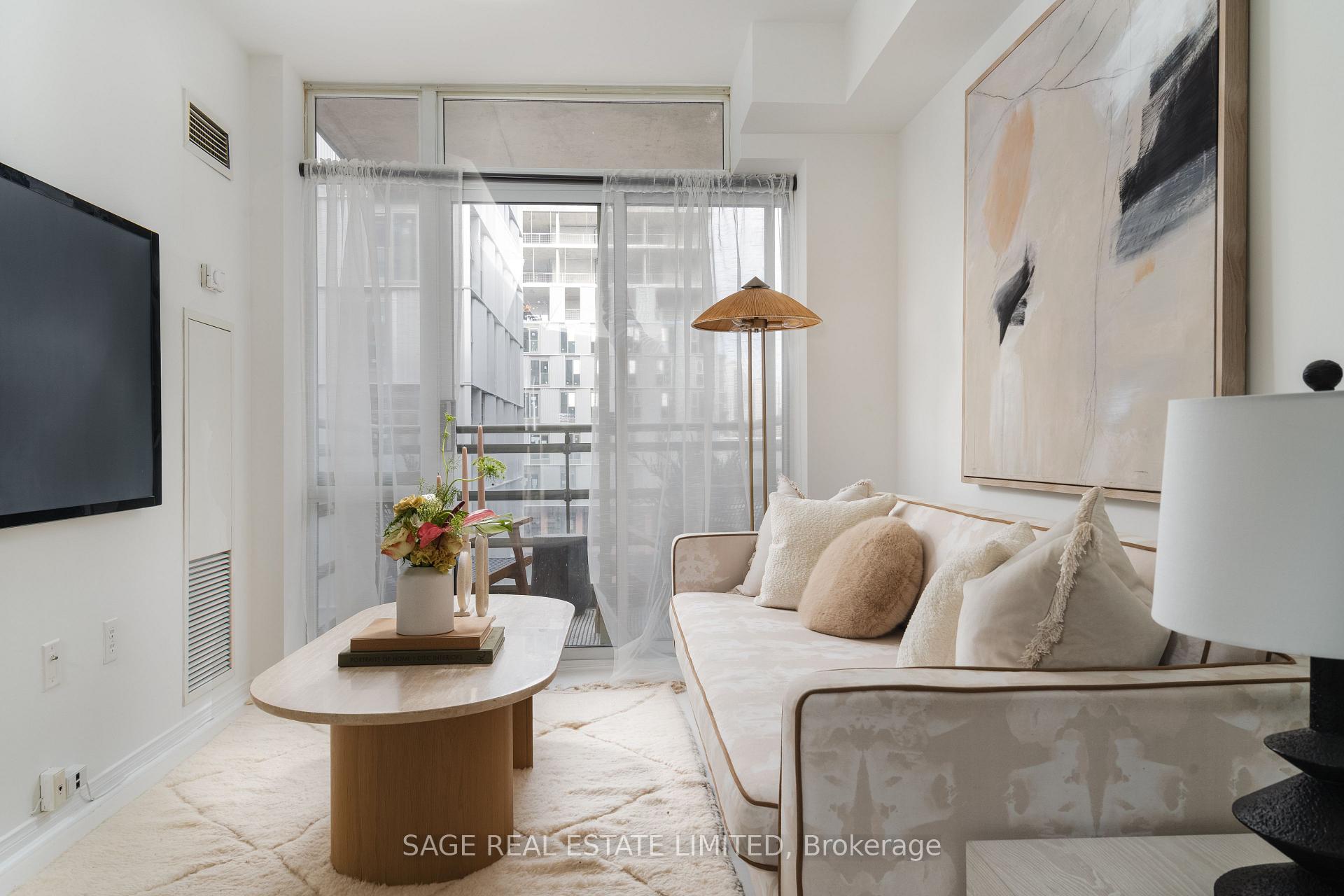 Photo 11 of Unit 704, 70 Mill Street, Toronto, Waterfront Communities — HOMEH