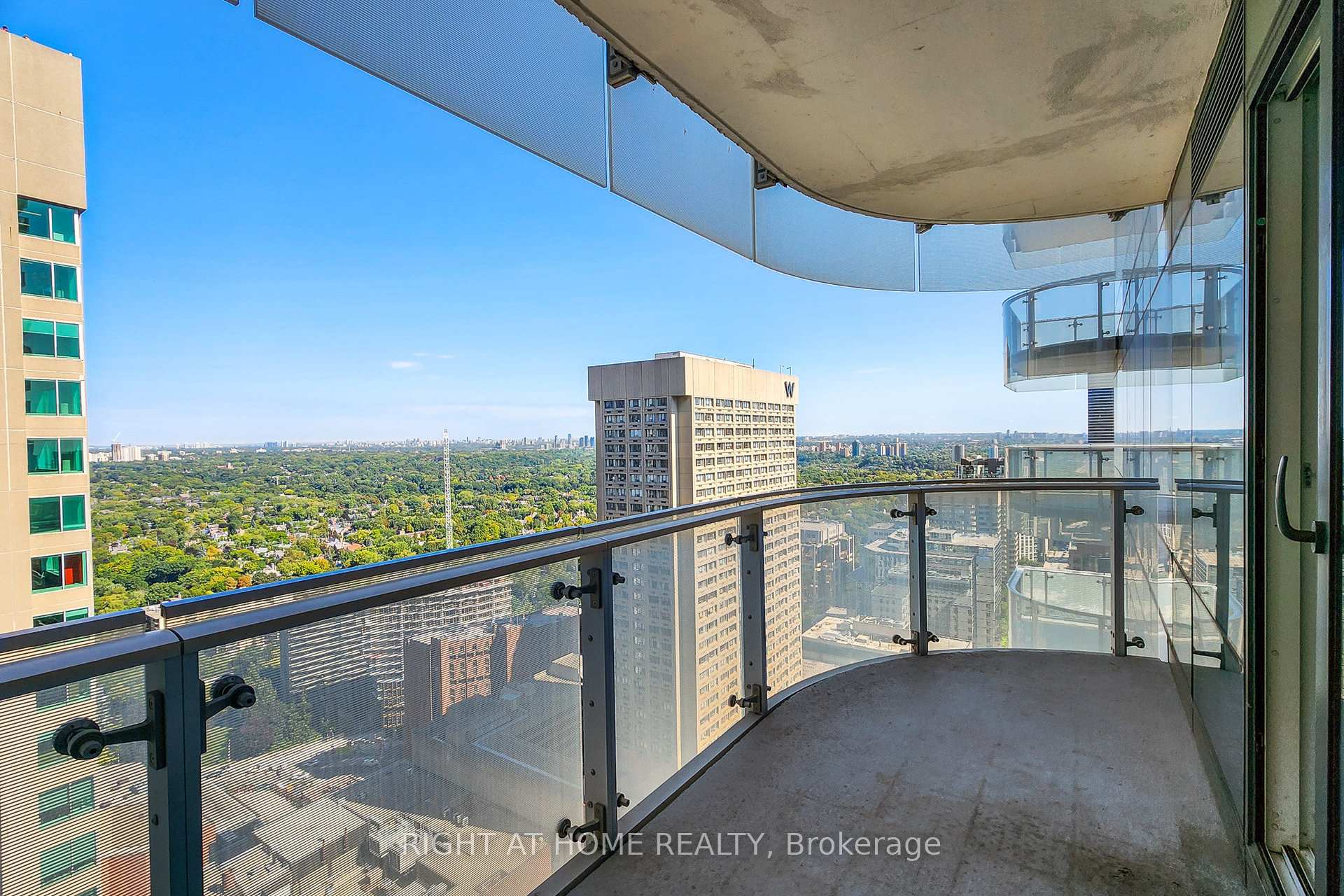 Photo 26 of Unit 3312, 1 Bloor Street E, Toronto, Church-Yonge Corridor — HOMEH