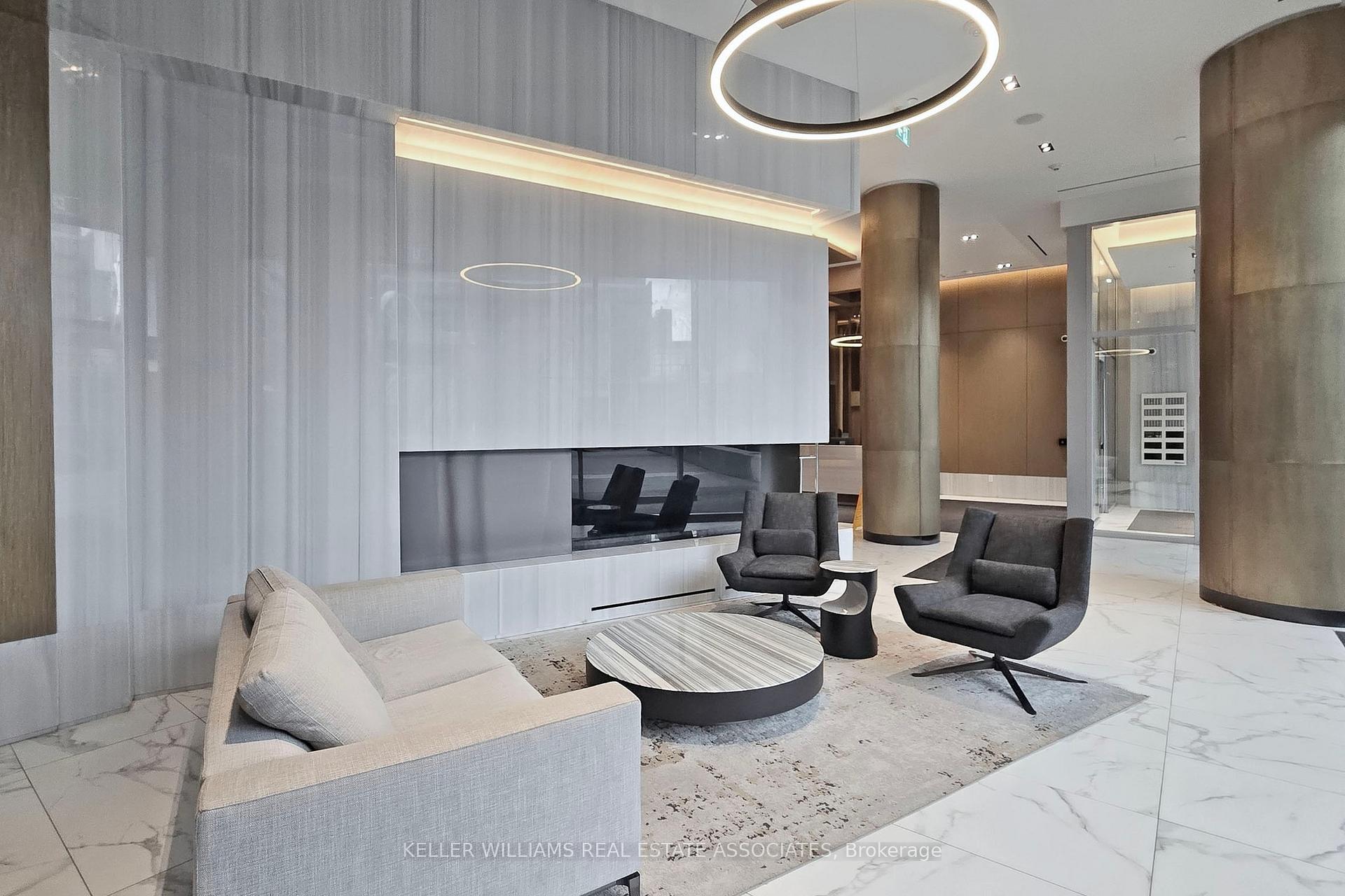 Photo 2 of Unit 1401, 15 Queens Quay E, Toronto, Waterfront Communities — HOMEH