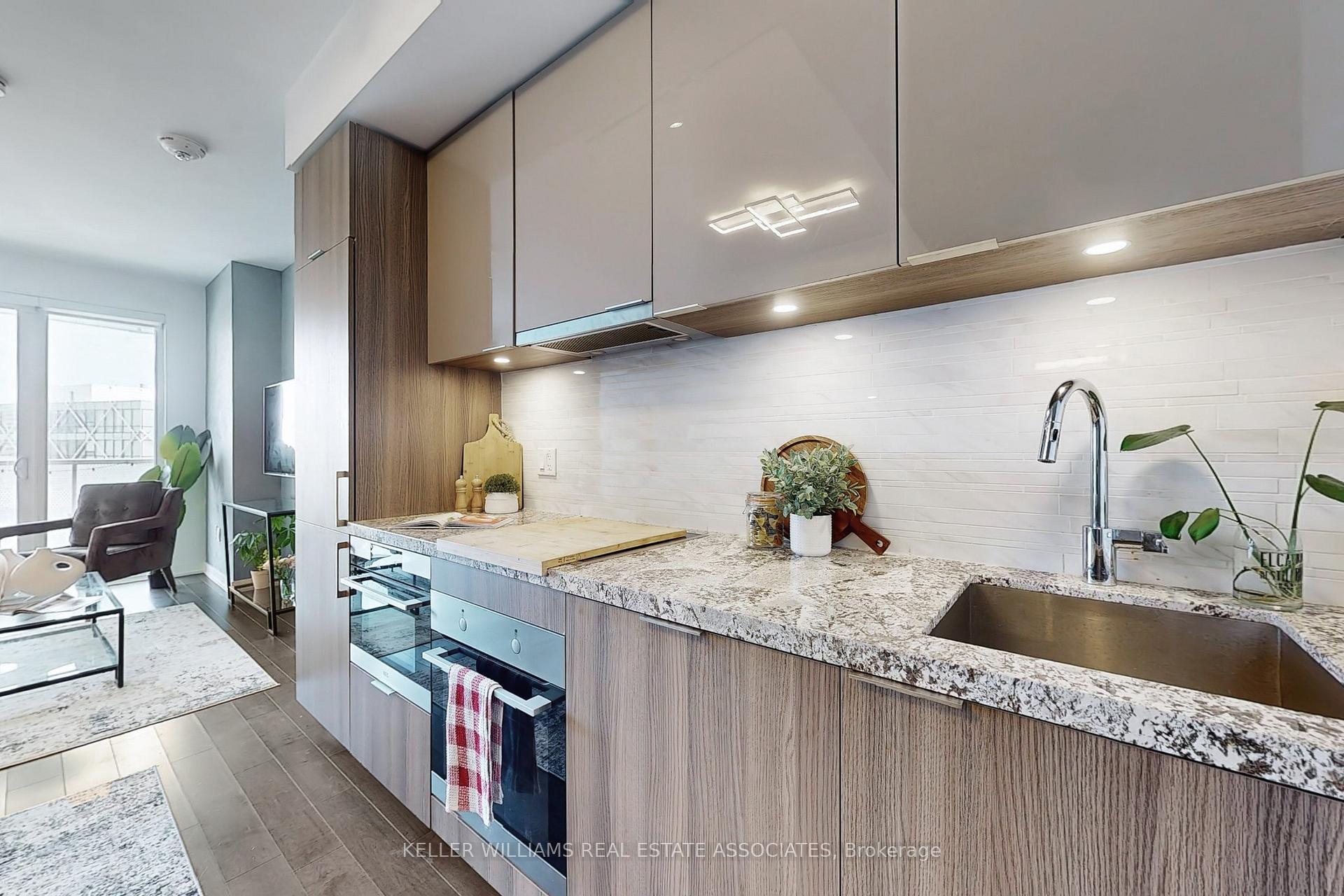 Photo 15 of Unit 1401, 15 Queens Quay E, Toronto, Waterfront Communities — HOMEH