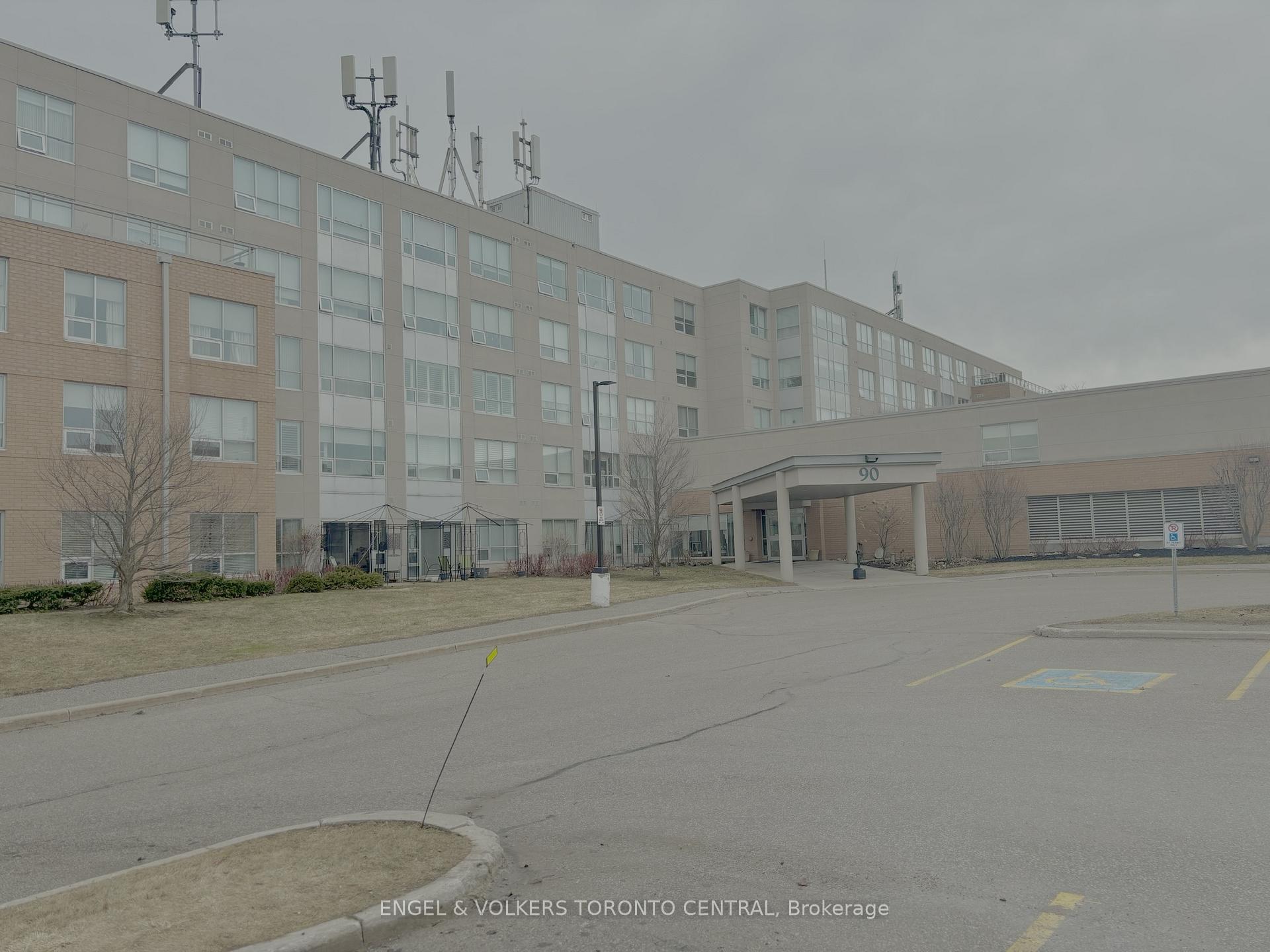 Photo 16 of Unit 302, 90 Dean Avenue, Barrie, Painswick South — HOMEH