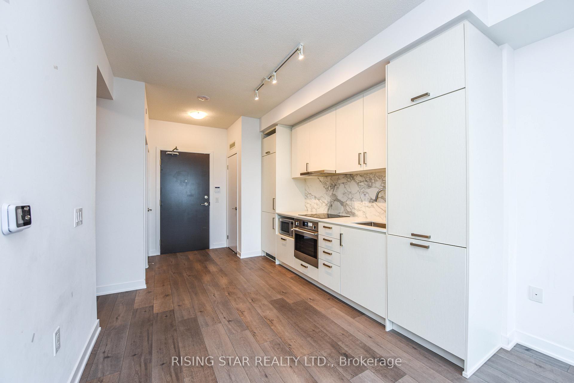 Photo 16 of Unit 617, 60 honeycrisp Crescent, Vaughan, Concord — HOMEH