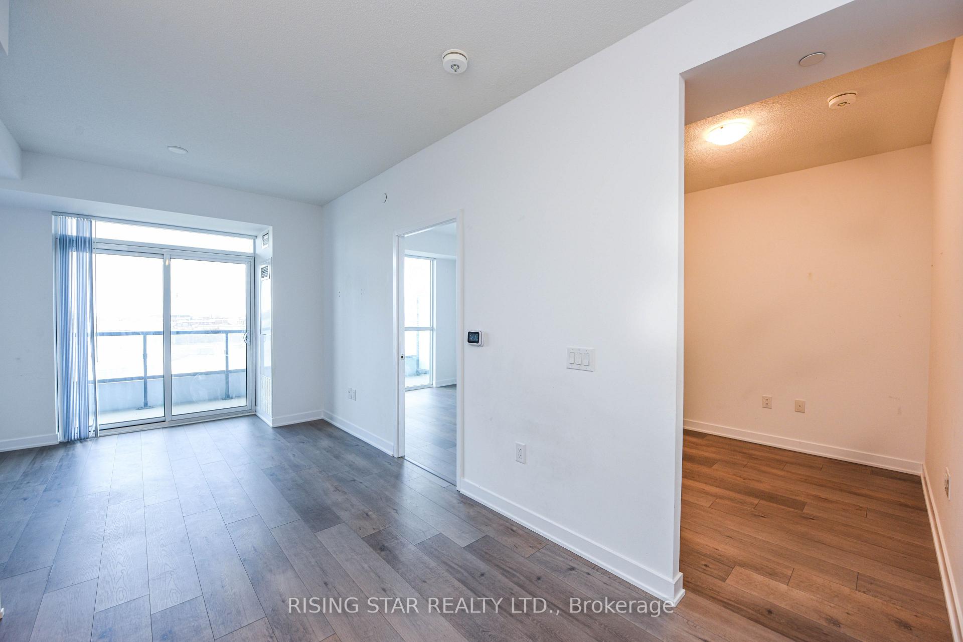 Photo 14 of Unit 617, 60 honeycrisp Crescent, Vaughan, Concord — HOMEH