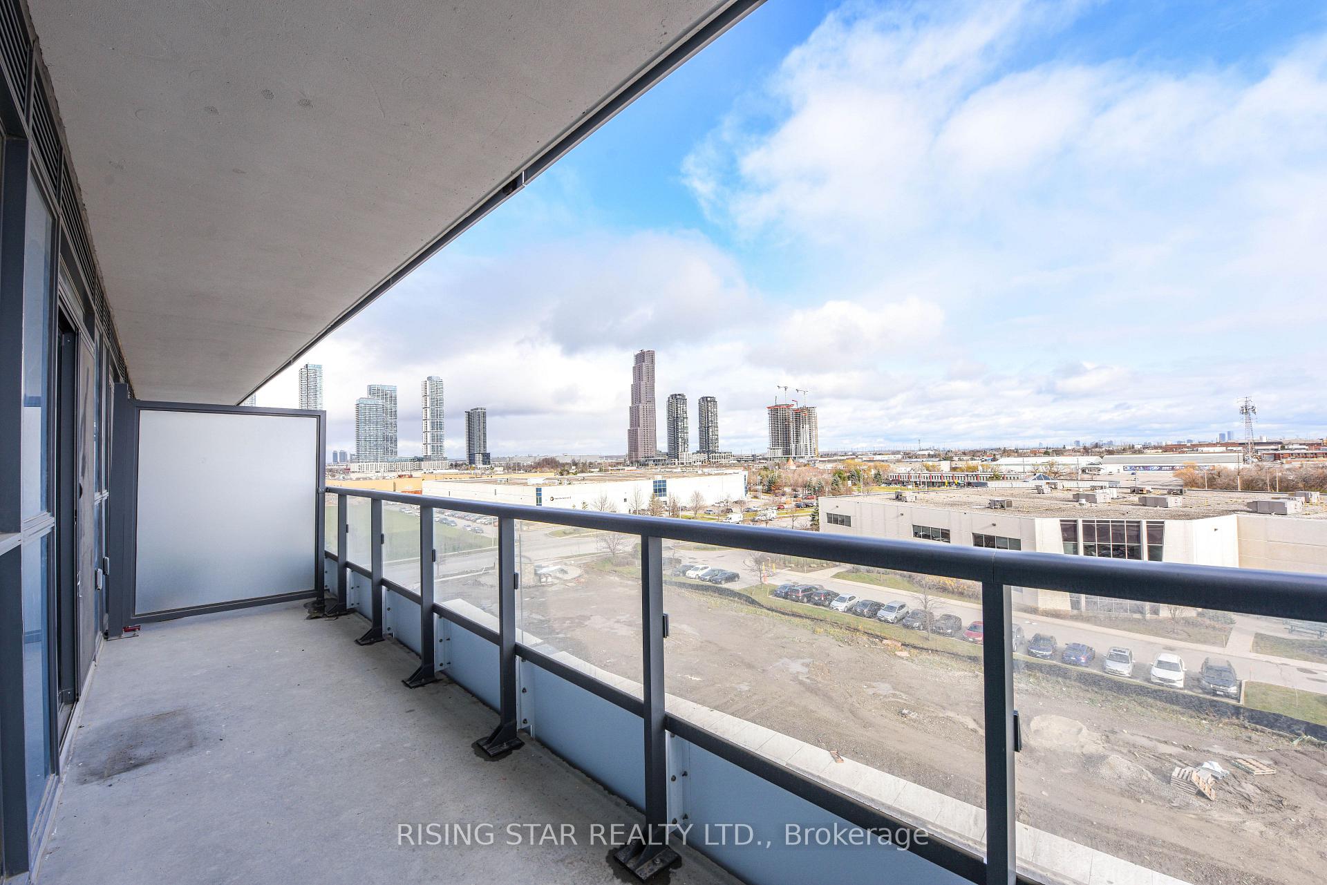 Photo 26 of Unit 617, 60 honeycrisp Crescent, Vaughan, Concord — HOMEH