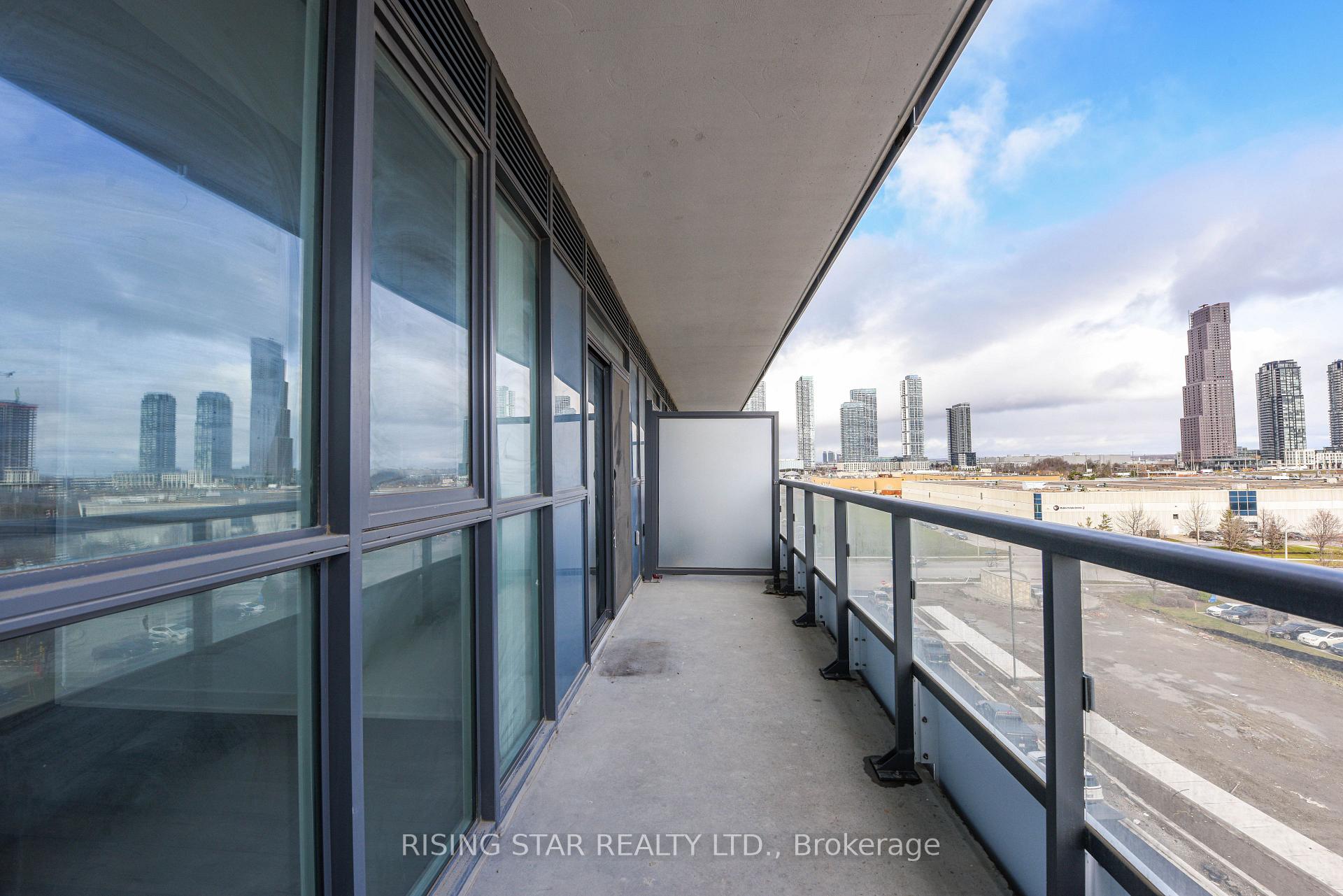 Photo 39 of Unit 617, 60 honeycrisp Crescent, Vaughan, Concord — HOMEH