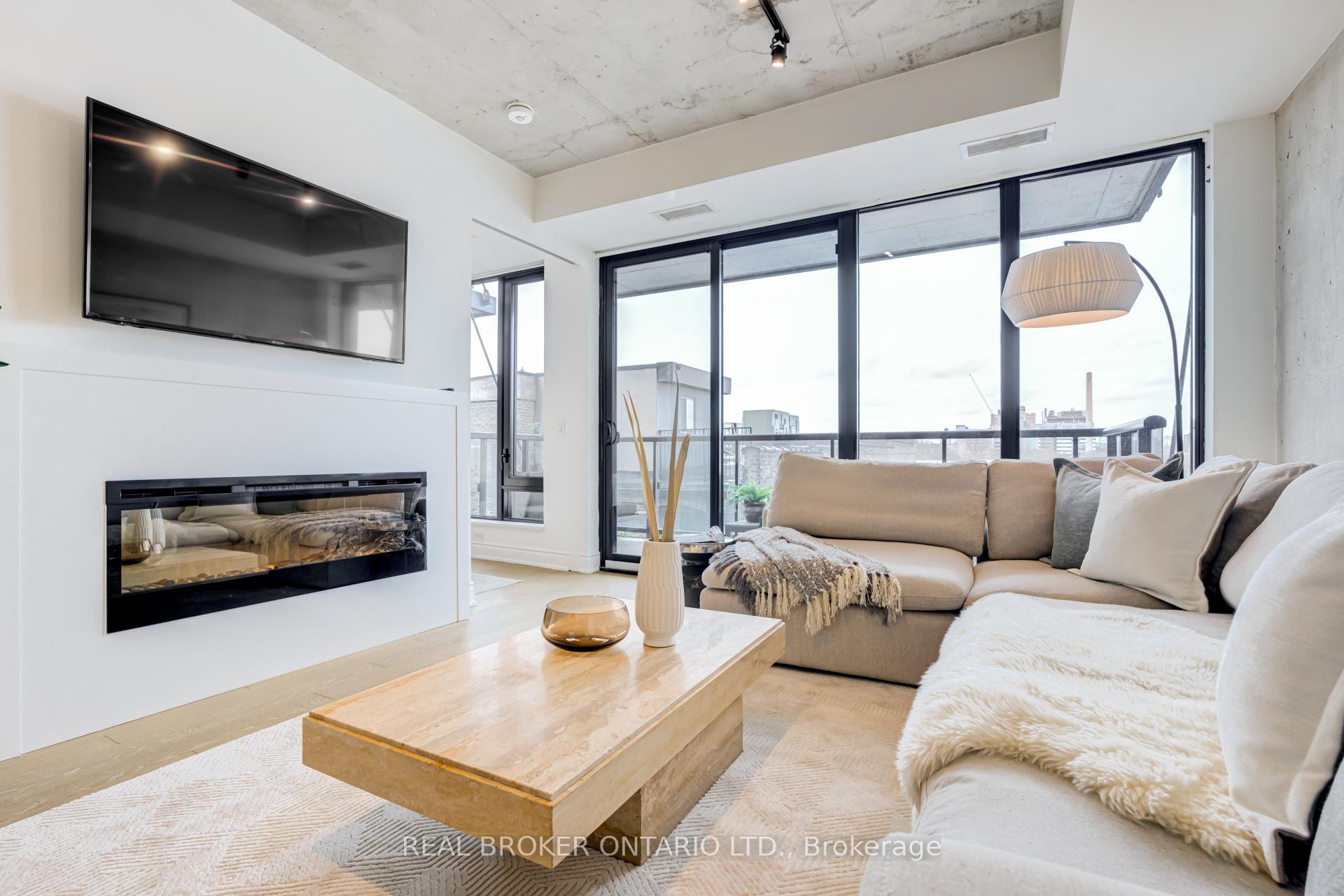 Photo 1 of Unit 717, 608 Richmond Street W, Toronto, Waterfront Communities — HOMEH