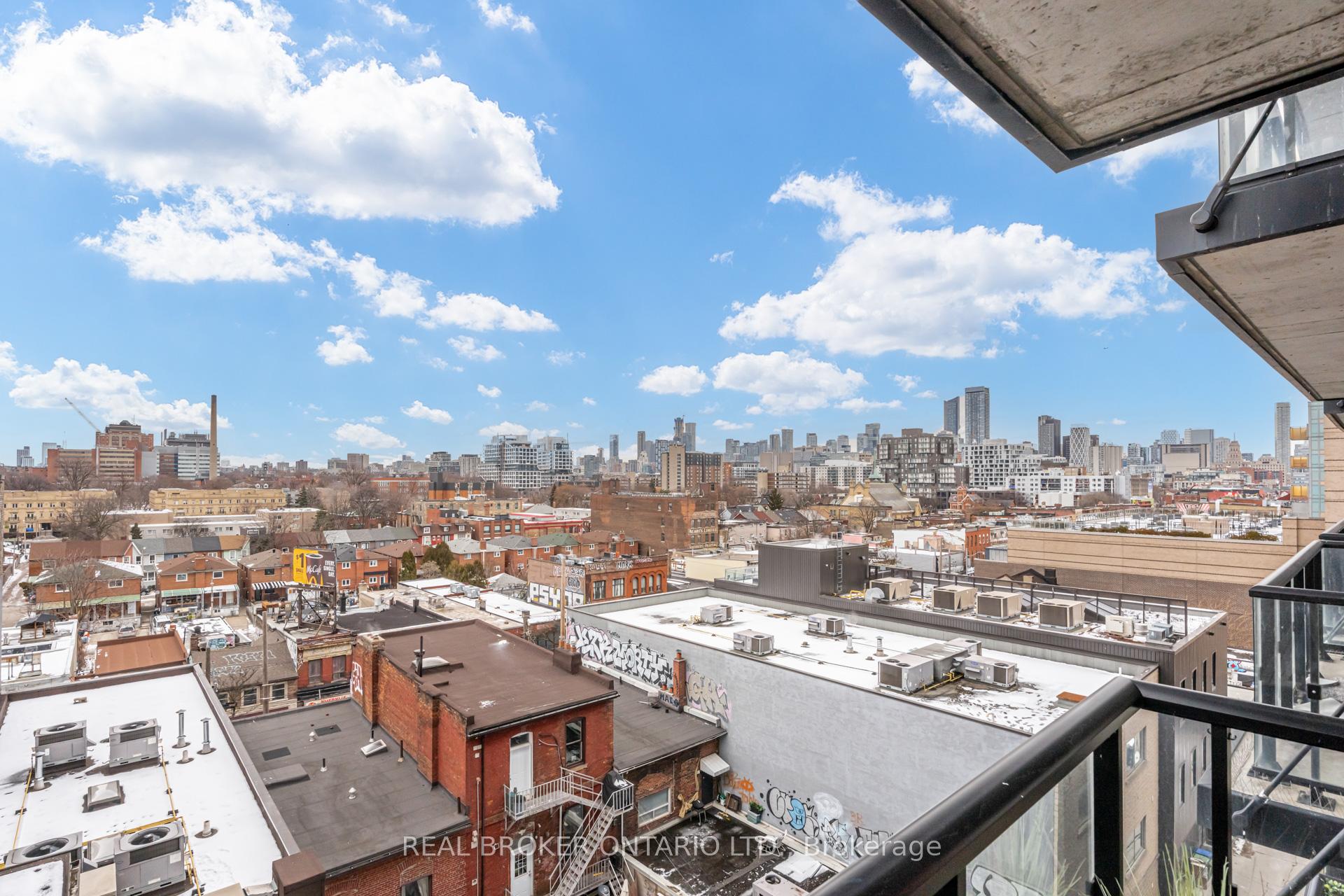 Photo 15 of Unit 717, 608 Richmond Street W, Toronto, Waterfront Communities — HOMEH