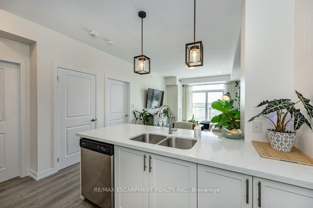 Photo 11 of Unit 436, 450 Dundas Street E, Hamilton, Waterdown — HOMEH