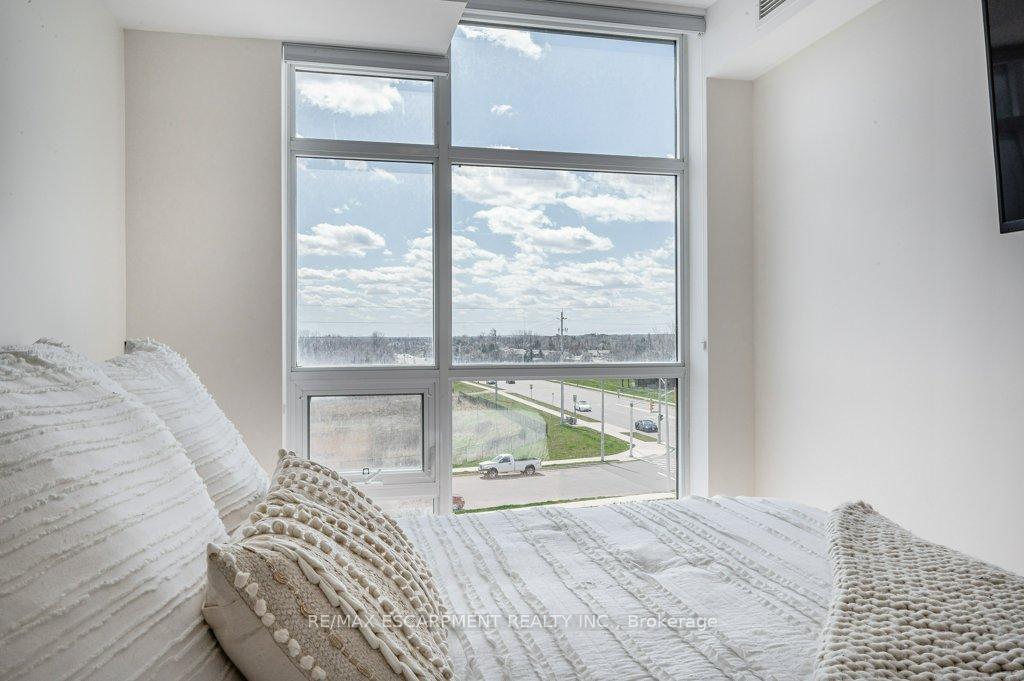 Photo 12 of Unit 436, 450 Dundas Street E, Hamilton, Waterdown — HOMEH