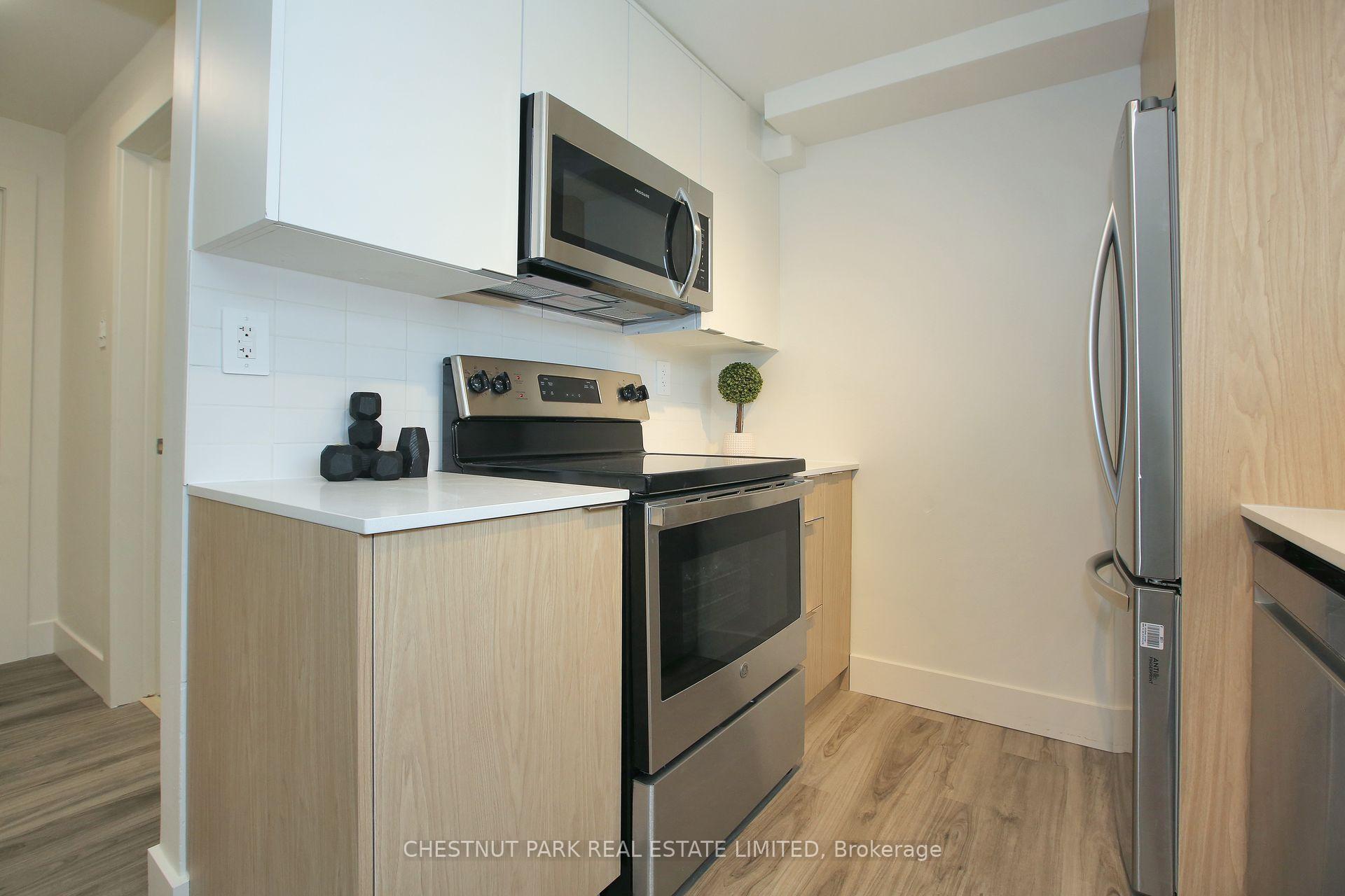 Photo 6 of Unit 1, 1472 Avenue Road, Toronto, Lawrence Park South — HOMEH