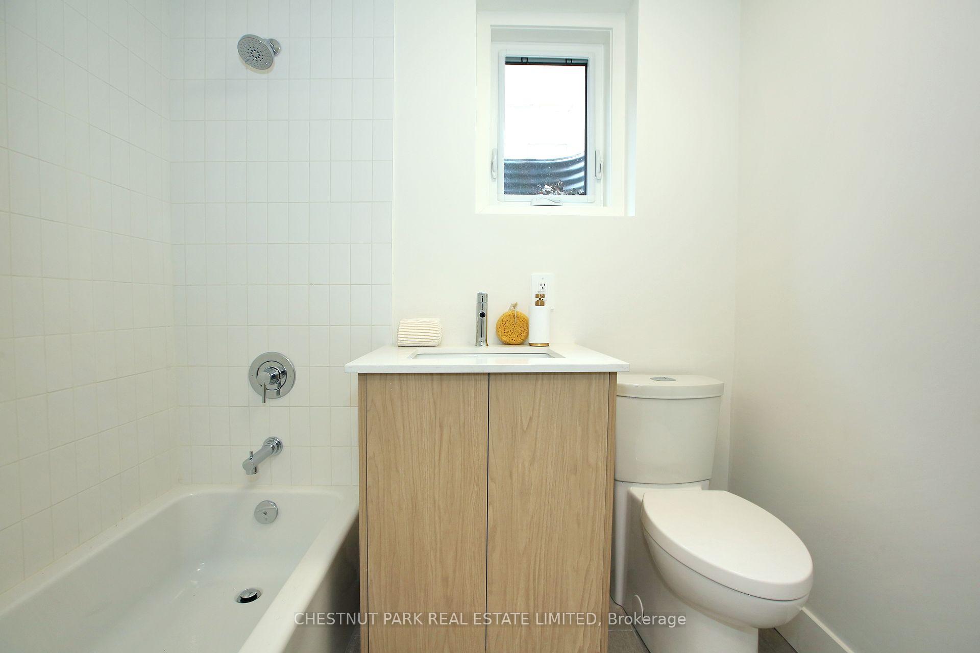 Photo 4 of Unit 1, 1472 Avenue Road, Toronto, Lawrence Park South — HOMEH