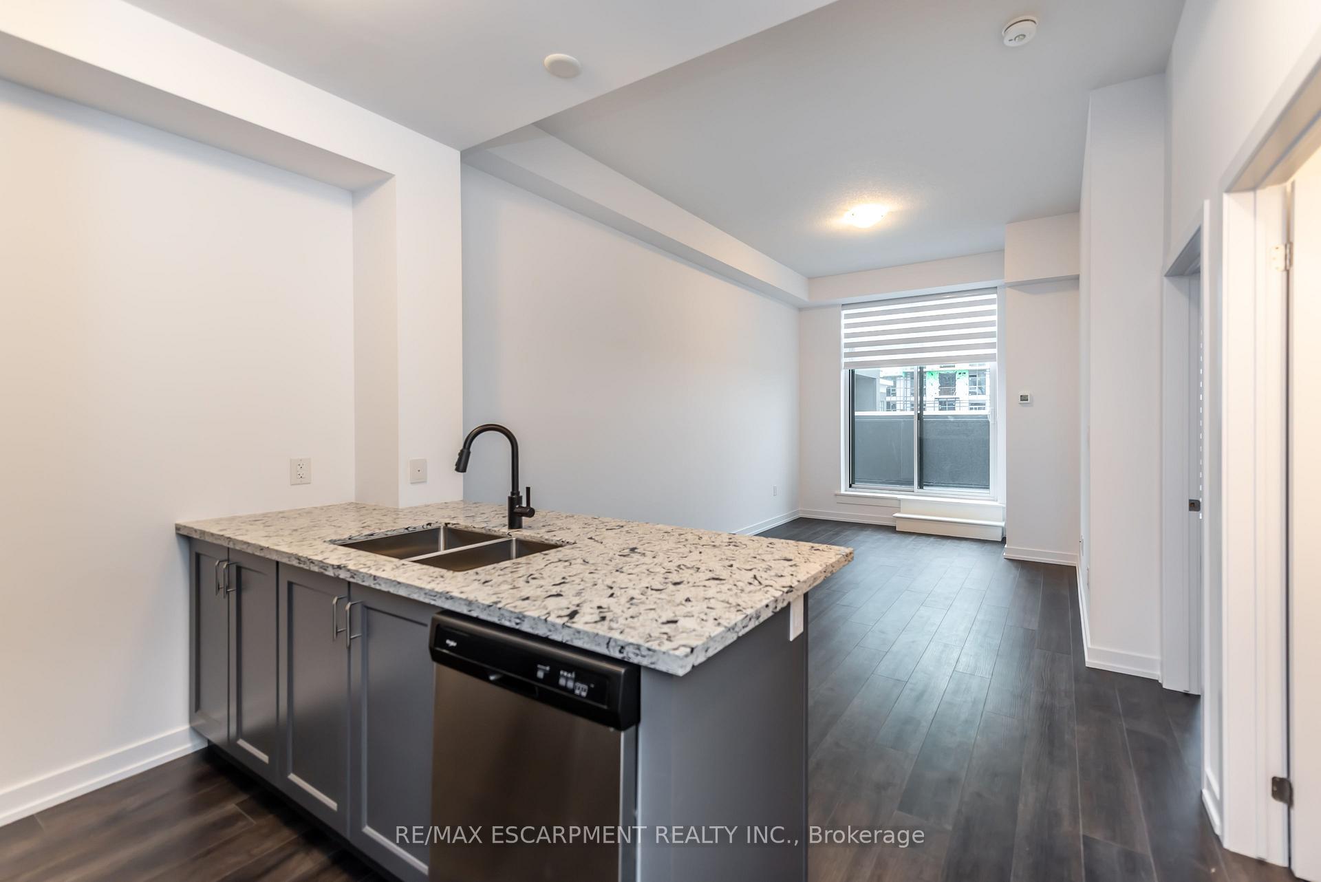 Photo 9 of Unit 518, 450 Dundas Street E, Hamilton, Waterdown — HOMEH