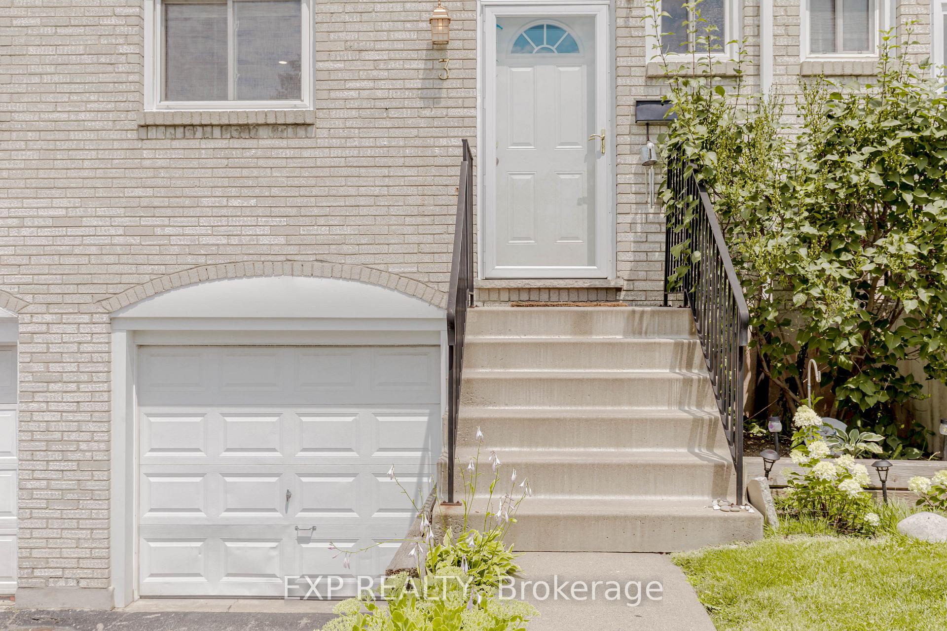 Photo 11 of Unit 3, 120 Quigley Road, Hamilton, Vincent — HOMEH