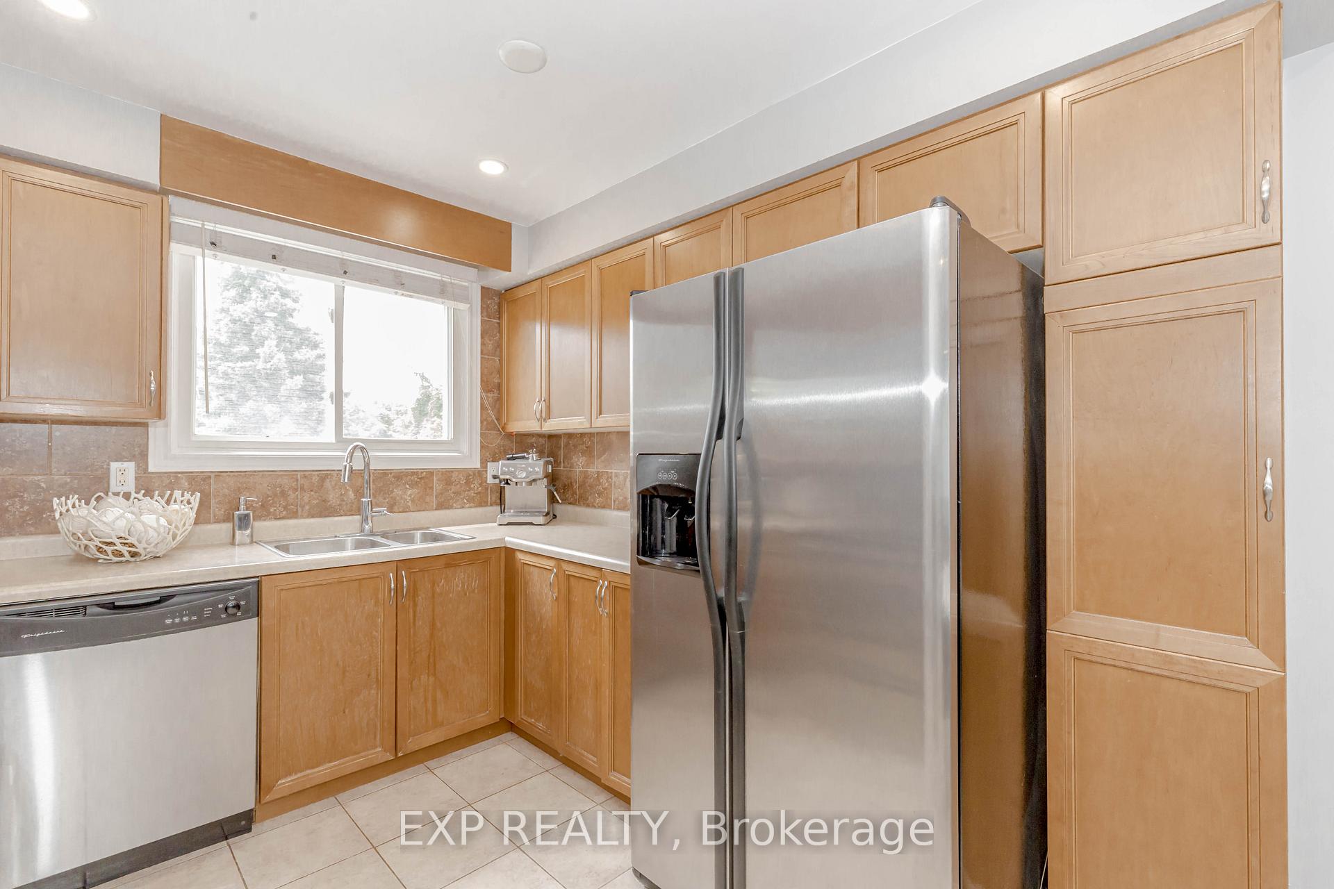 Photo 13 of Unit 3, 120 Quigley Road, Hamilton, Vincent — HOMEH