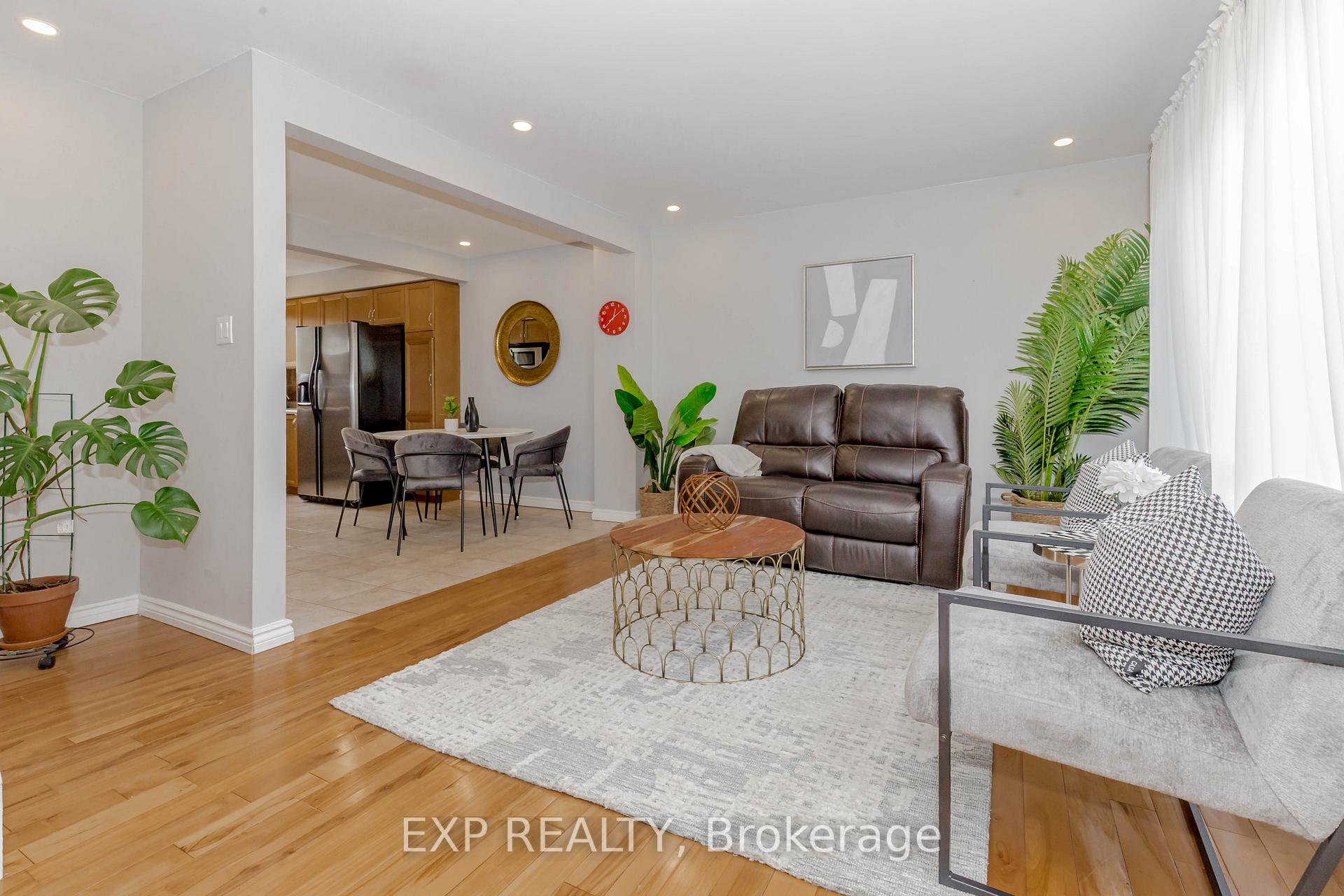 Photo 15 of Unit 3, 120 Quigley Road, Hamilton, Vincent — HOMEH