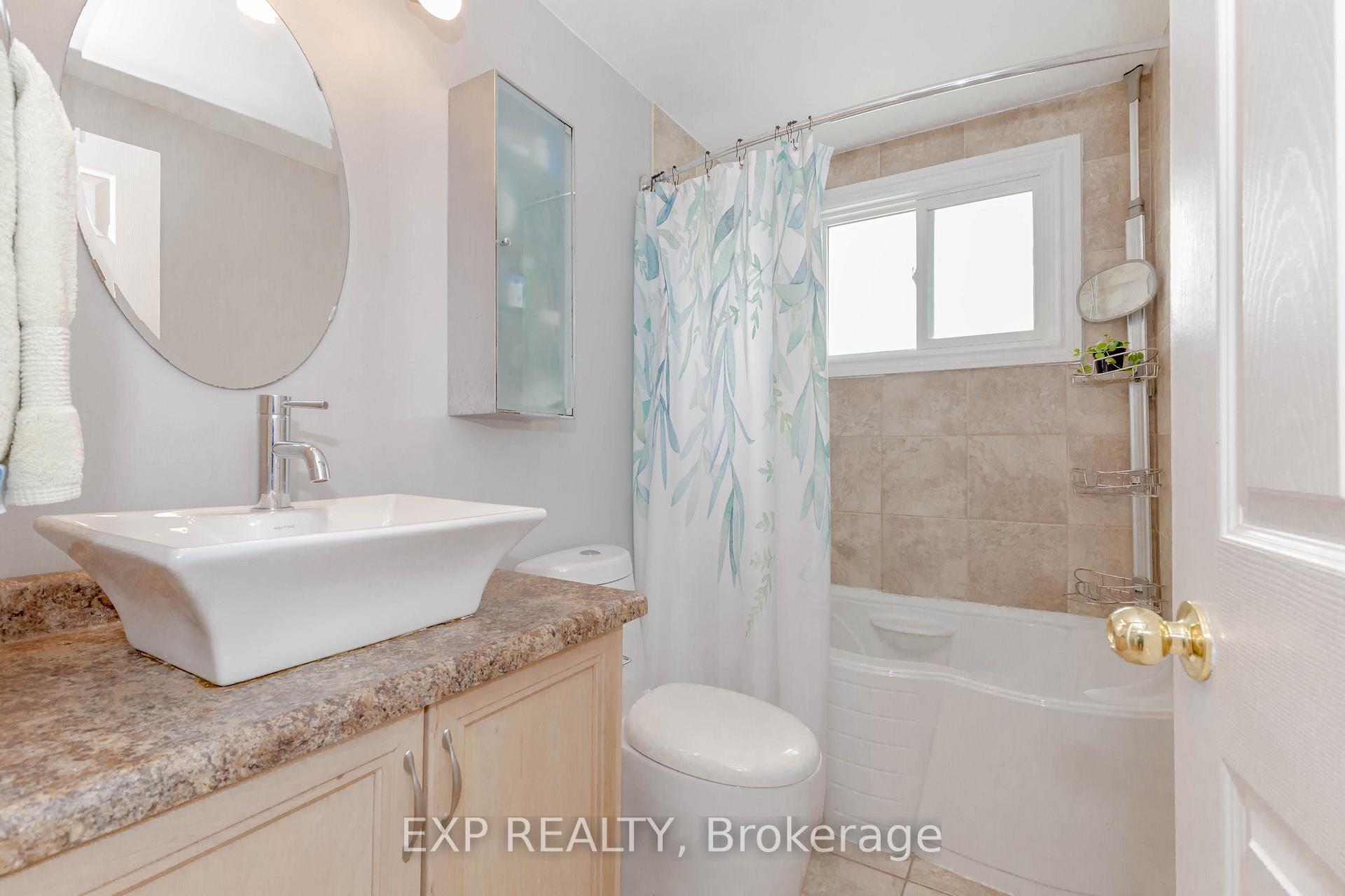 Photo 22 of Unit 3, 120 Quigley Road, Hamilton, Vincent — HOMEH