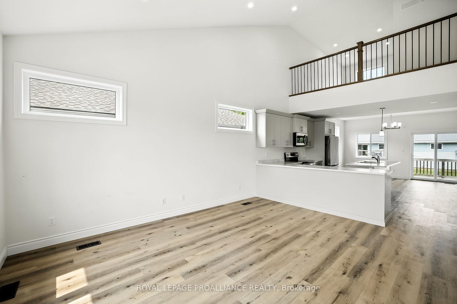 Photo 2 of 27 Rabbit Road, Brighton — HOMEH