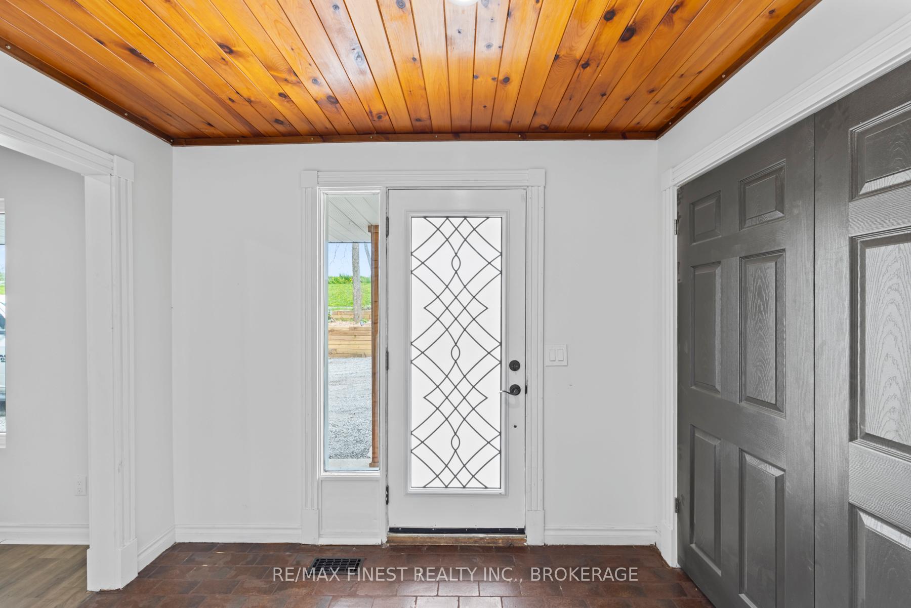 Photo 3 of 3327 Wilton Road, Frontenac, Frontenac South — HOMEH