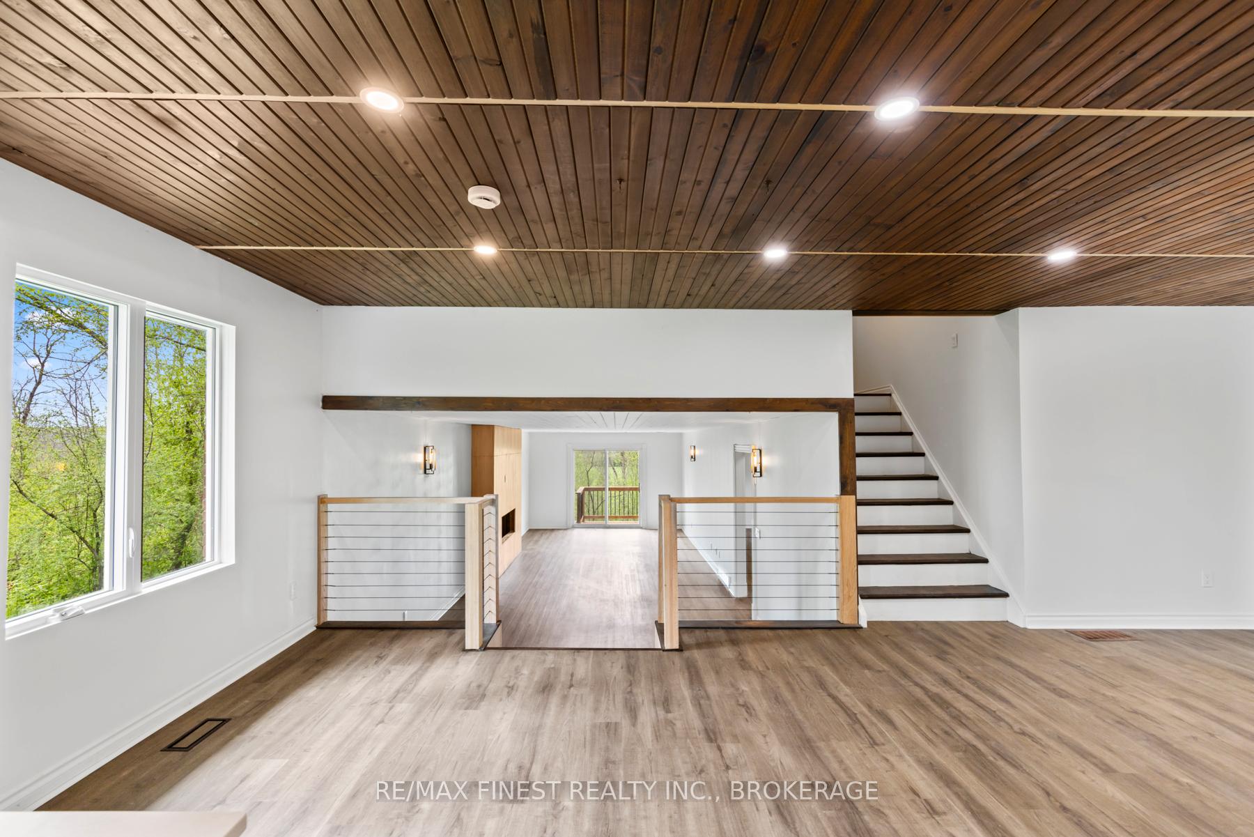 Photo 9 of 3327 Wilton Road, Frontenac, Frontenac South — HOMEH