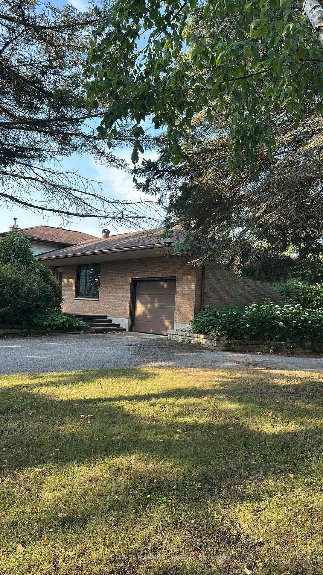 Photo 15 of 7076 5th side Road N, Innisfil, Cookstown — HOMEH