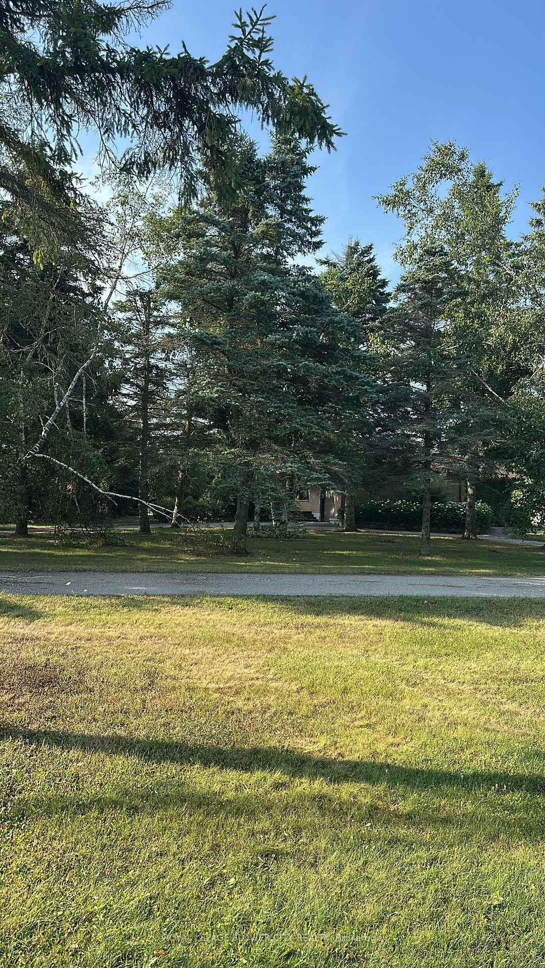 Photo 35 of 7076 5th side Road N, Innisfil, Cookstown — HOMEH