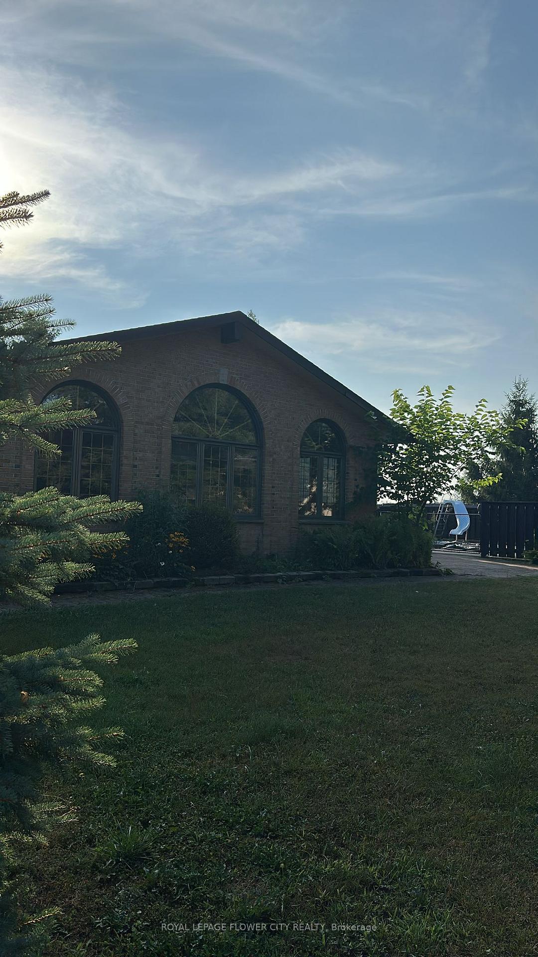 Photo 39 of 7076 5th side Road N, Innisfil, Cookstown — HOMEH