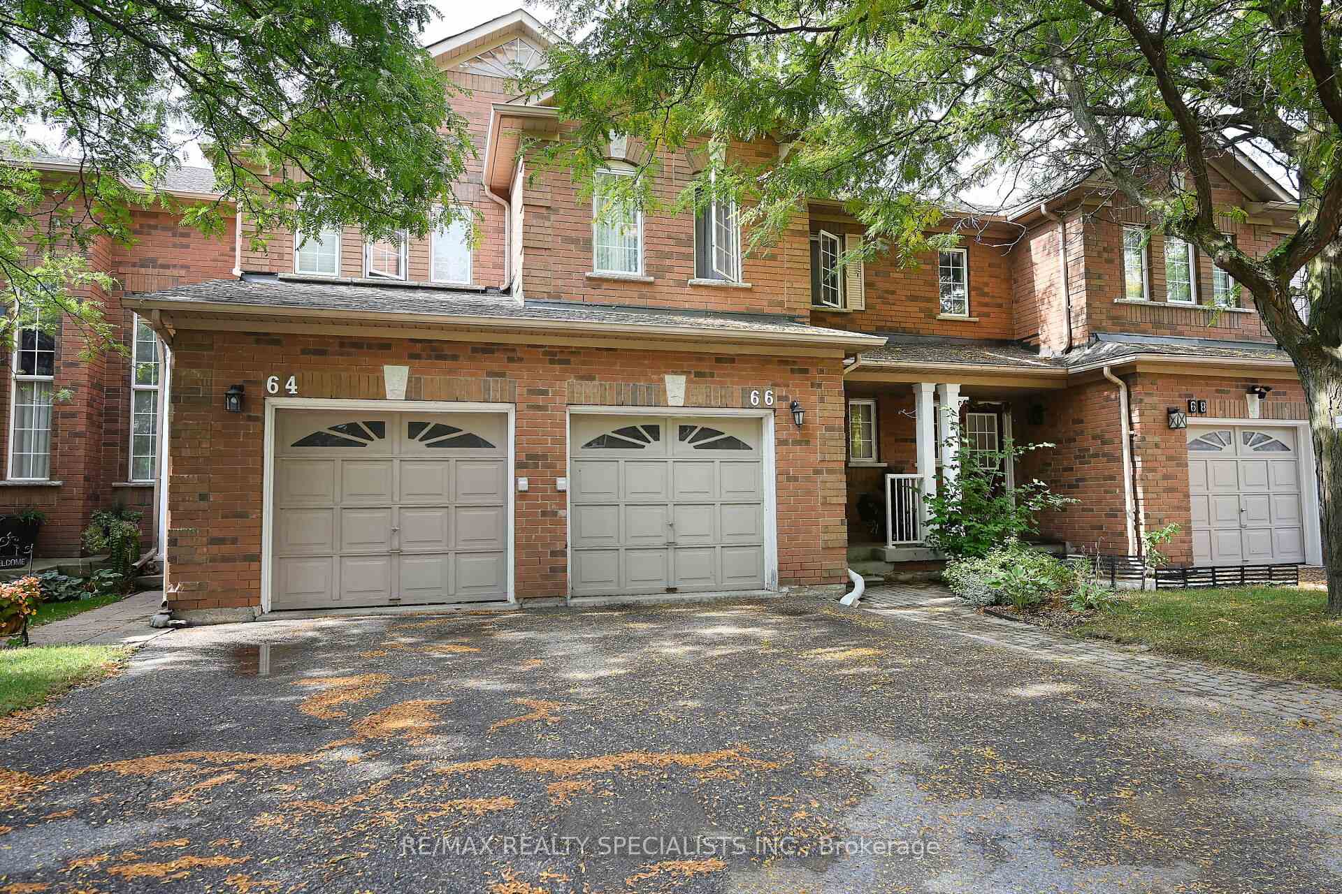 Photo 10 of Unit 66, 9800 Mclaughlin Road N, Brampton, Fletcher's Creek Village — HOMEH
