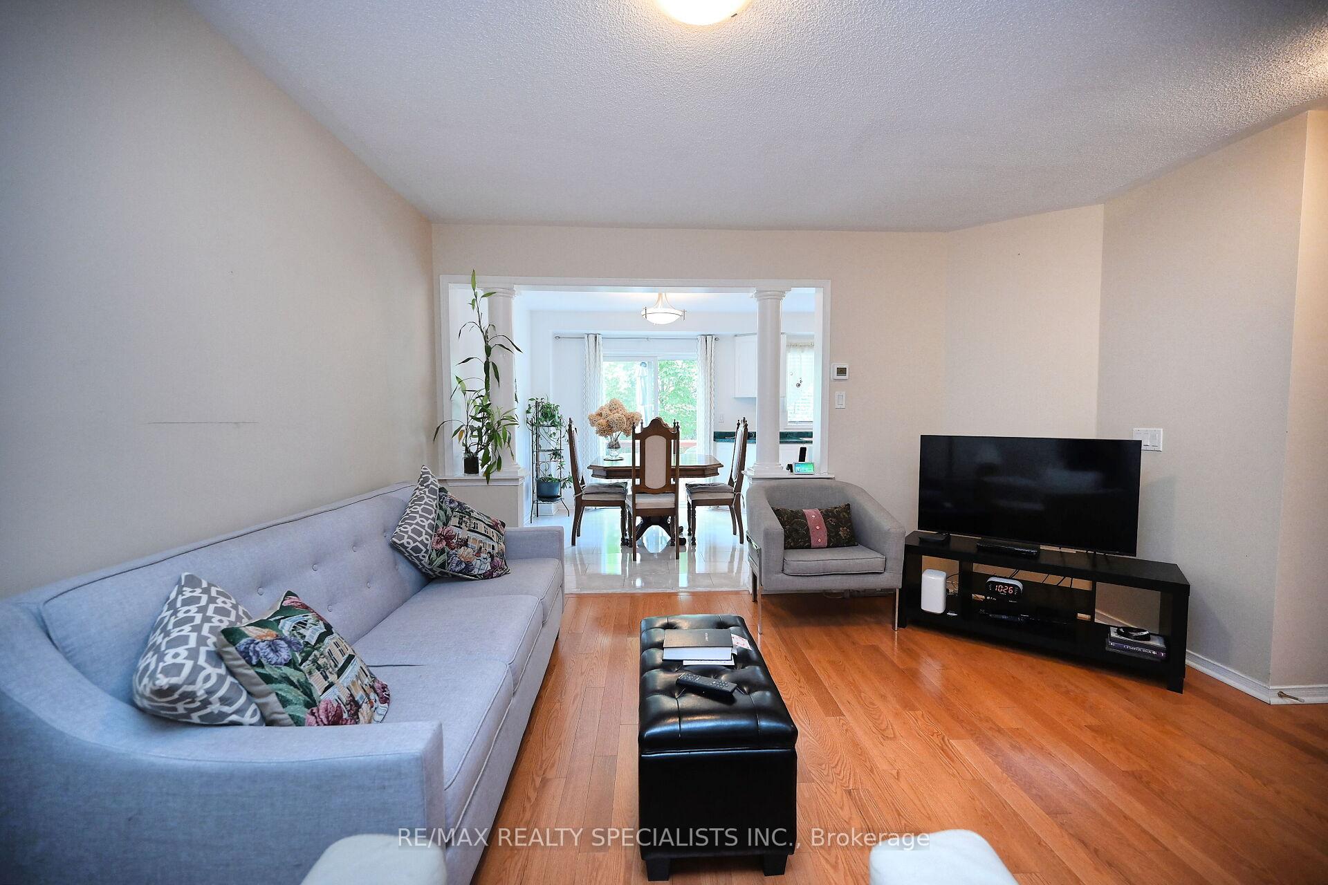 Photo 12 of Unit 66, 9800 Mclaughlin Road N, Brampton, Fletcher's Creek Village — HOMEH