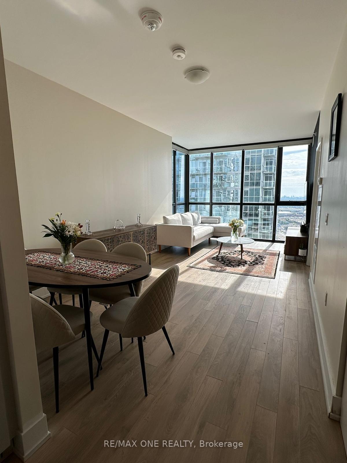 Photo 6 of Unit 2809, 2916 Highway 7 Road, Vaughan, Concord — HOMEH