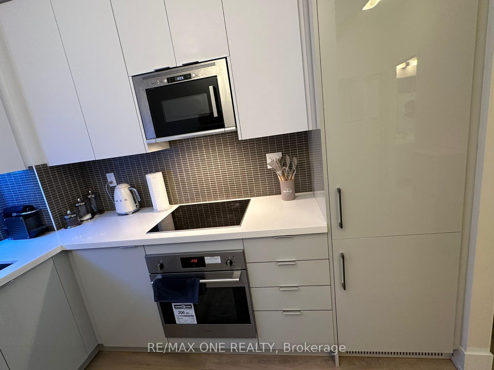 Photo 4 of Unit 2809, 2916 Highway 7 Road, Vaughan, Concord — HOMEH