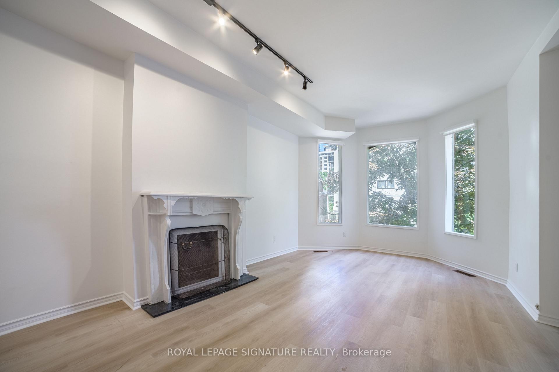Photo 4 of Unit 2nd, 103 Gloucester Street, Toronto, Church-Yonge Corridor — HOMEH