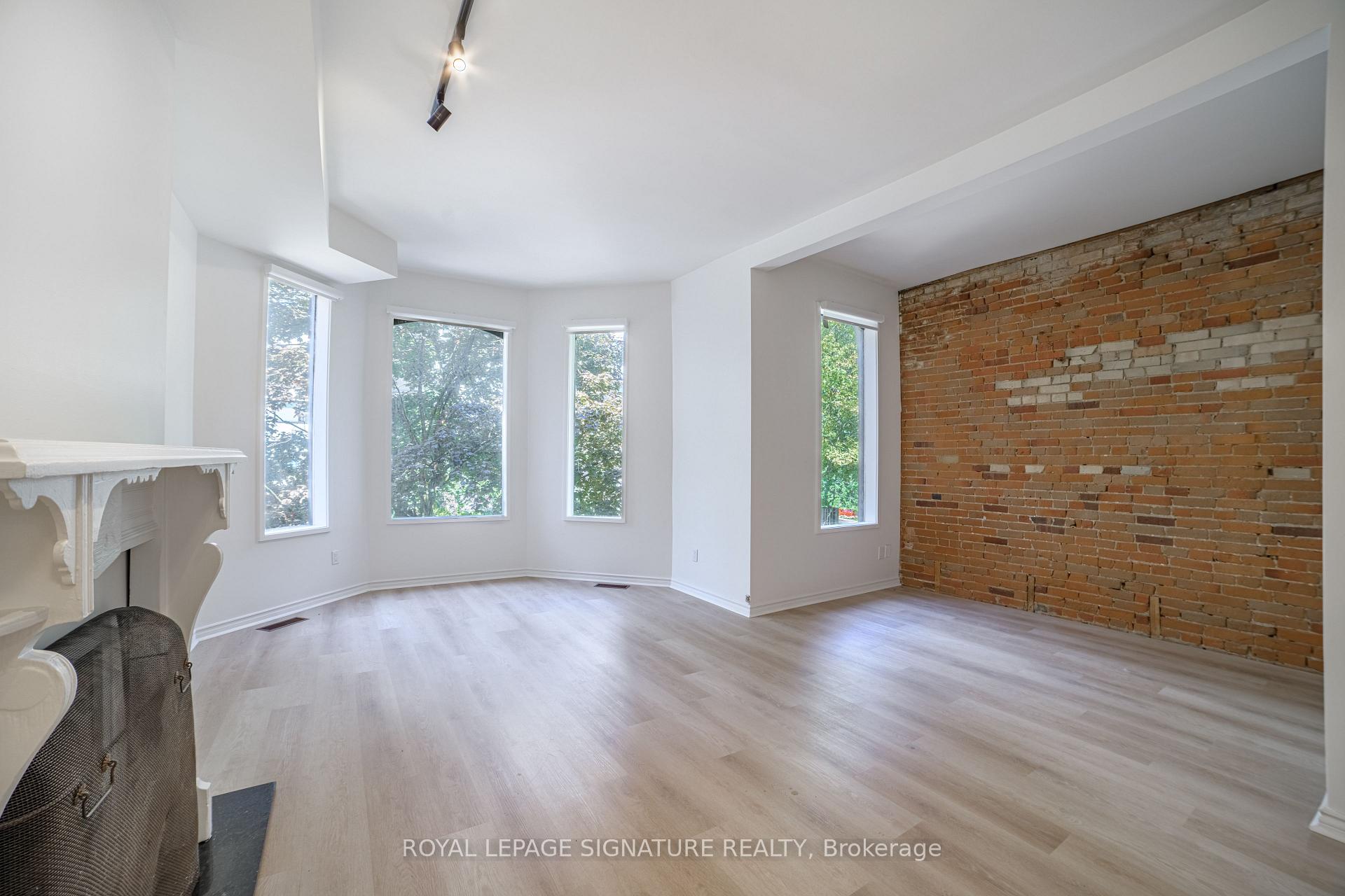 Photo 7 of Unit 2nd, 103 Gloucester Street, Toronto, Church-Yonge Corridor — HOMEH