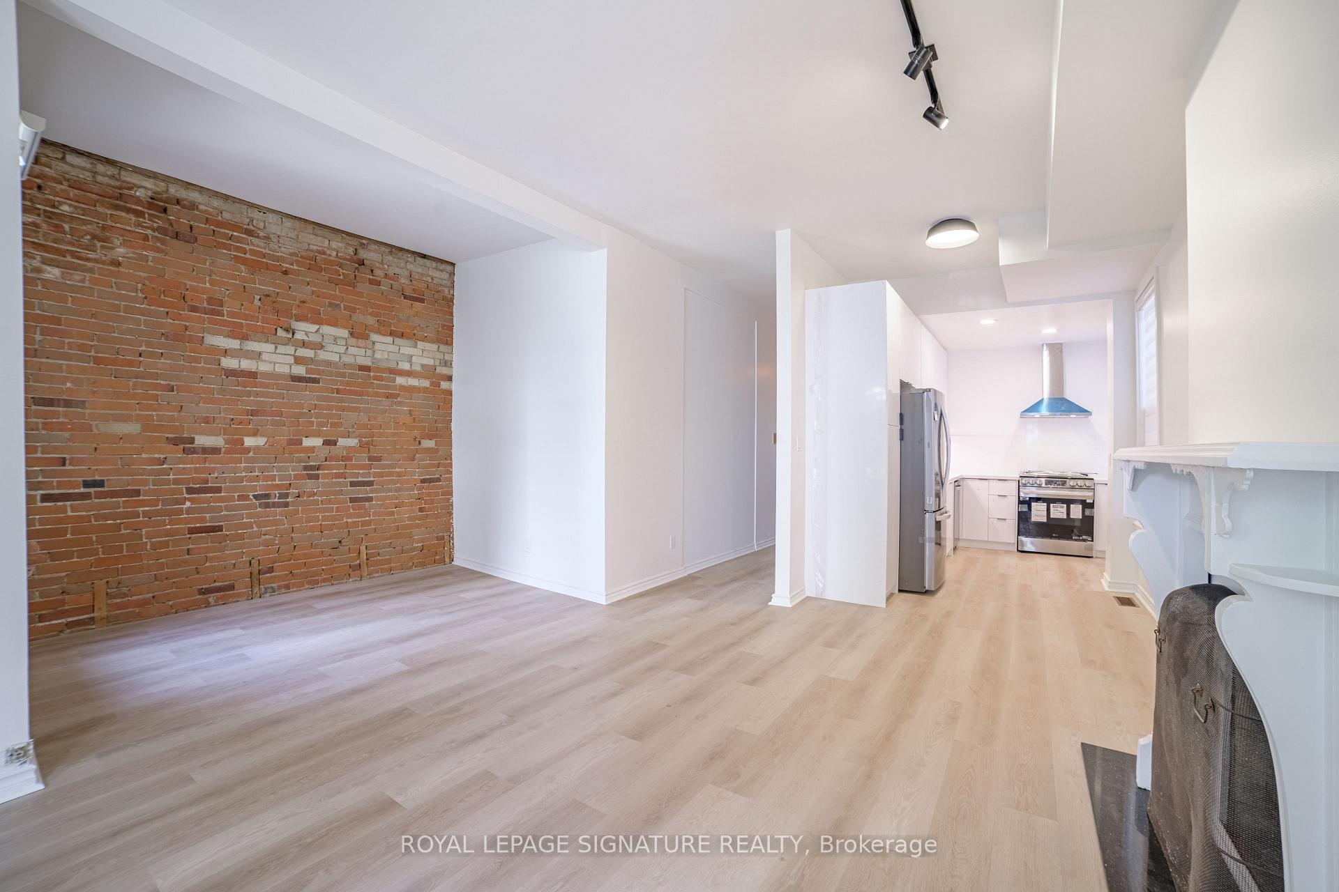 Photo 16 of Unit 2nd, 103 Gloucester Street, Toronto, Church-Yonge Corridor — HOMEH