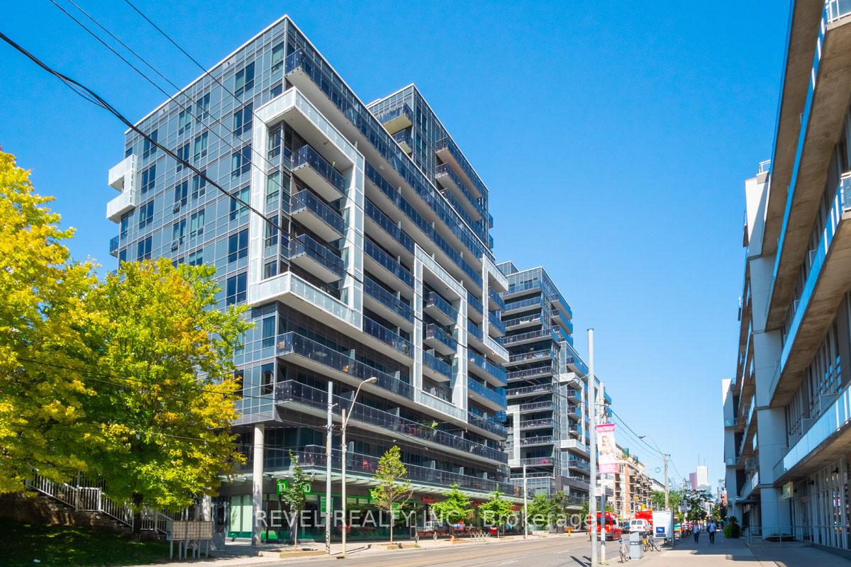 Front of Unit 1115, 1030 King Street W
