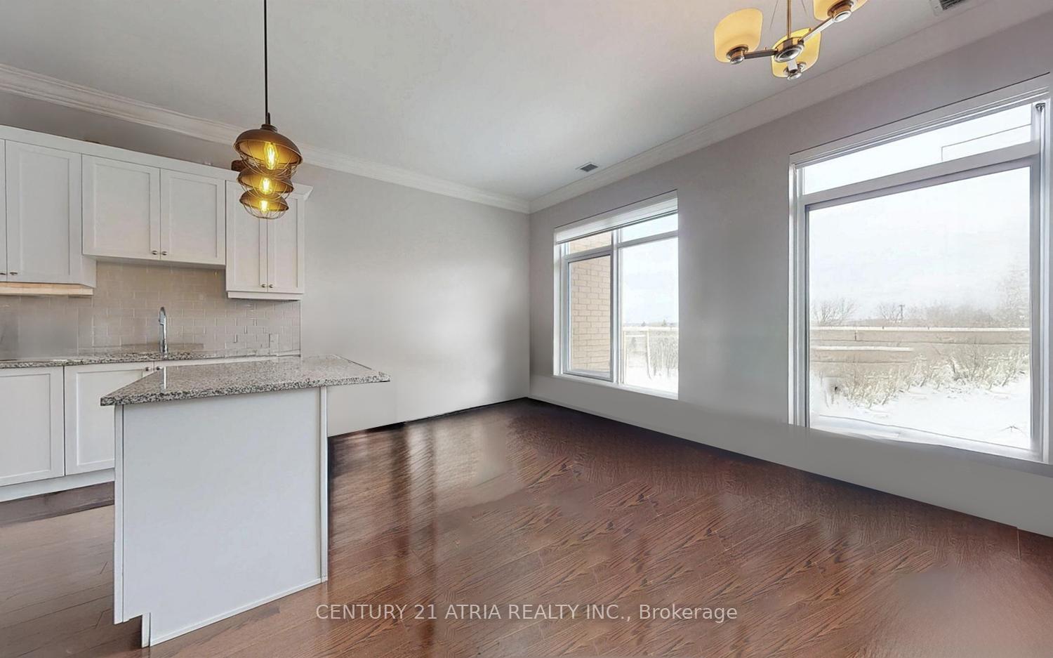 Photo 8 of Unit 701, 15277 Yonge Street, Aurora, Aurora Village — HOMEH