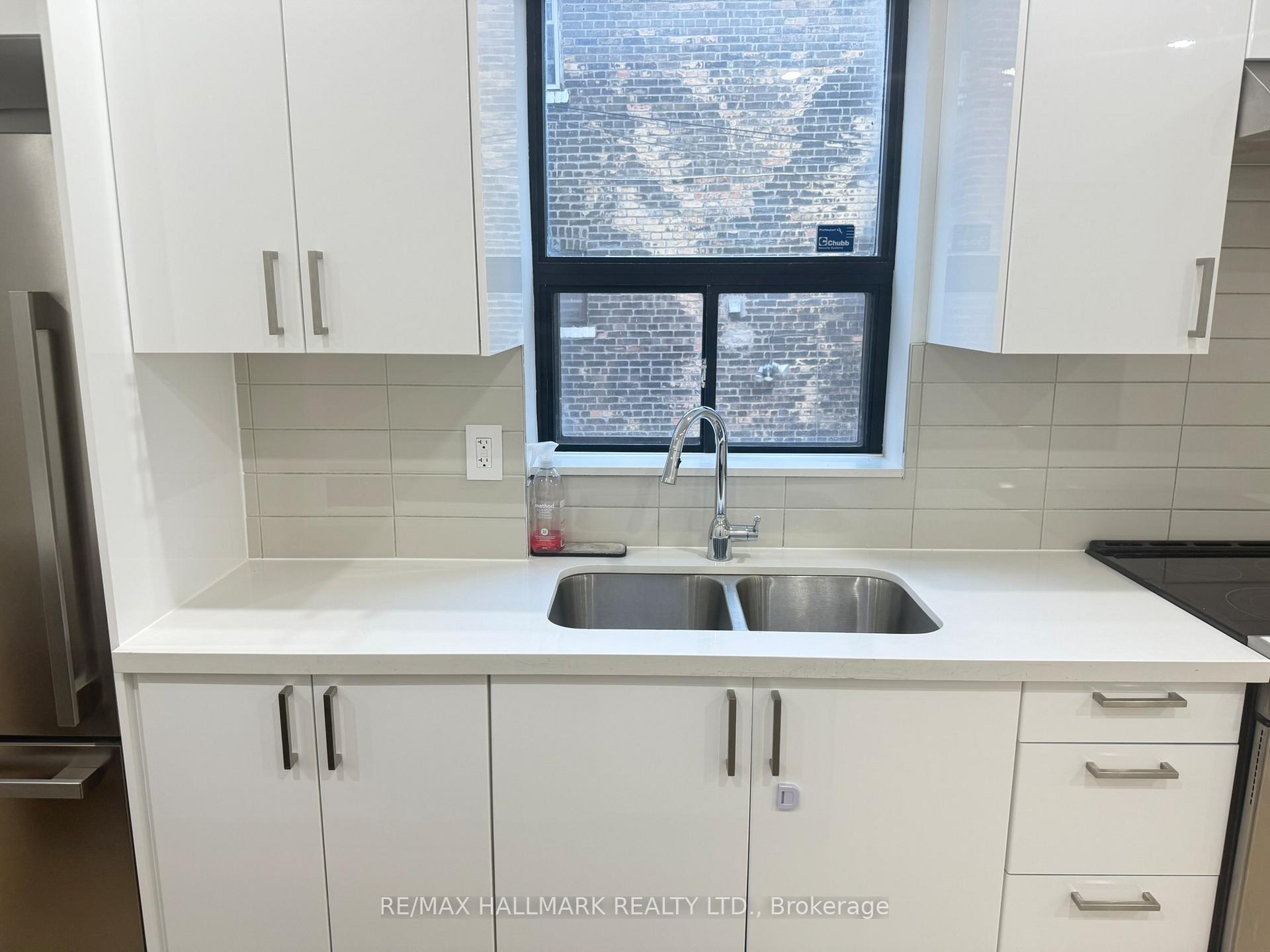 Photo 5 of Unit Main, 285 Bain Avenue, Toronto, Blake-Jones — HOMEH
