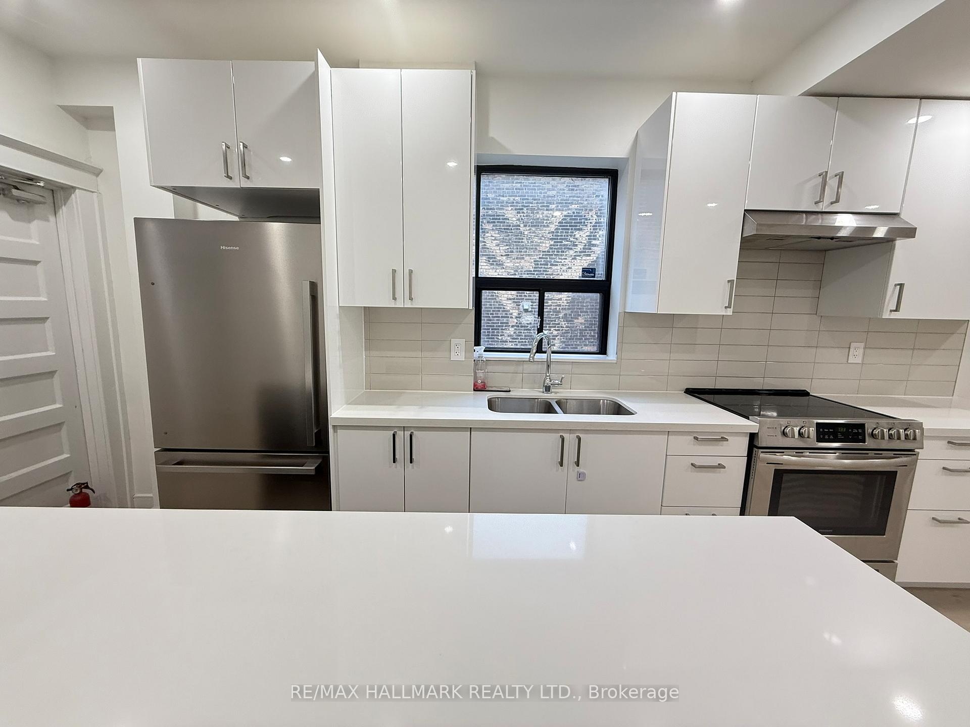 Photo 6 of Unit Main, 285 Bain Avenue, Toronto, Blake-Jones — HOMEH