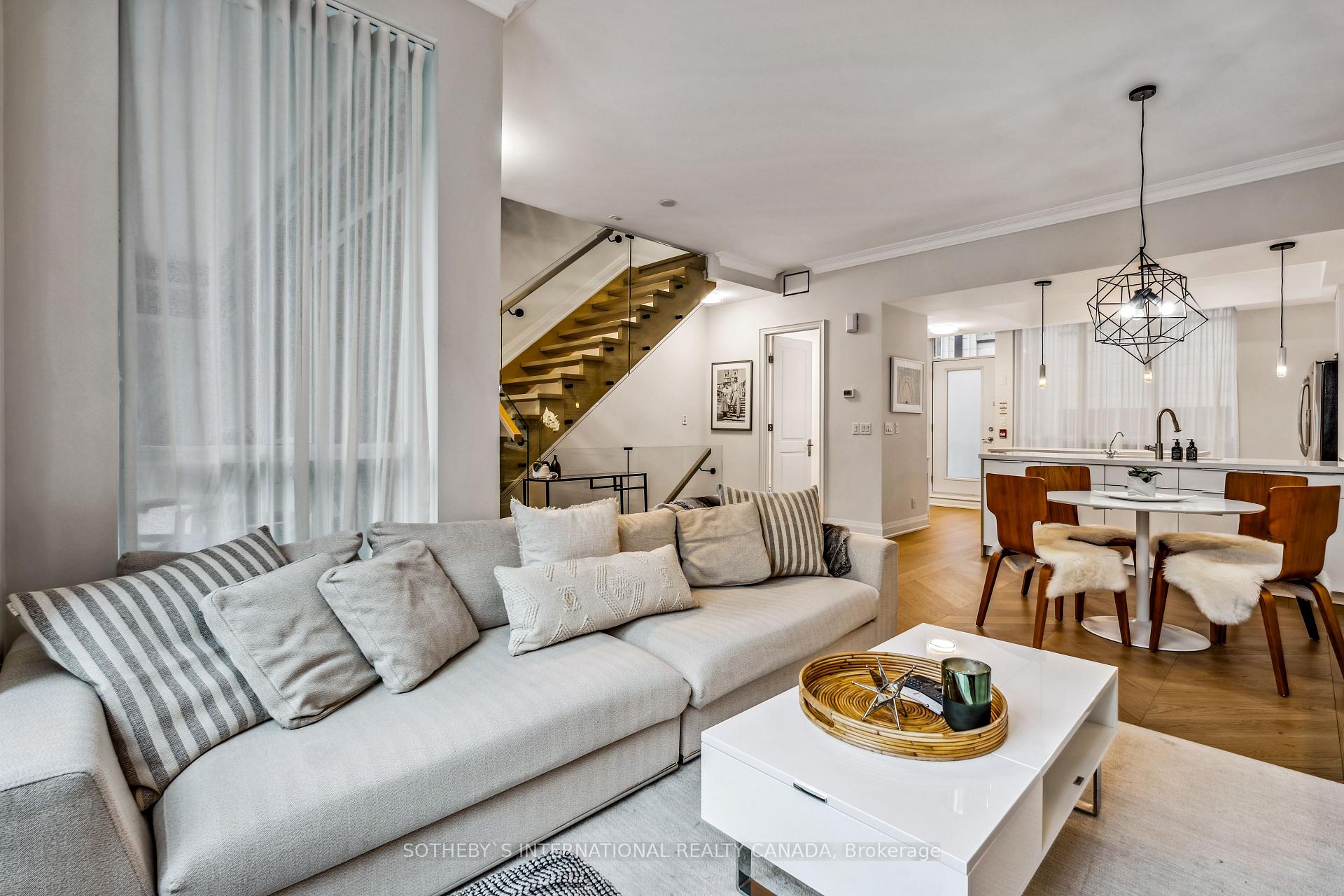 Photo 4 of Unit TH01, 761 Bay Street, Toronto, Bay Street Corridor — HOMEH