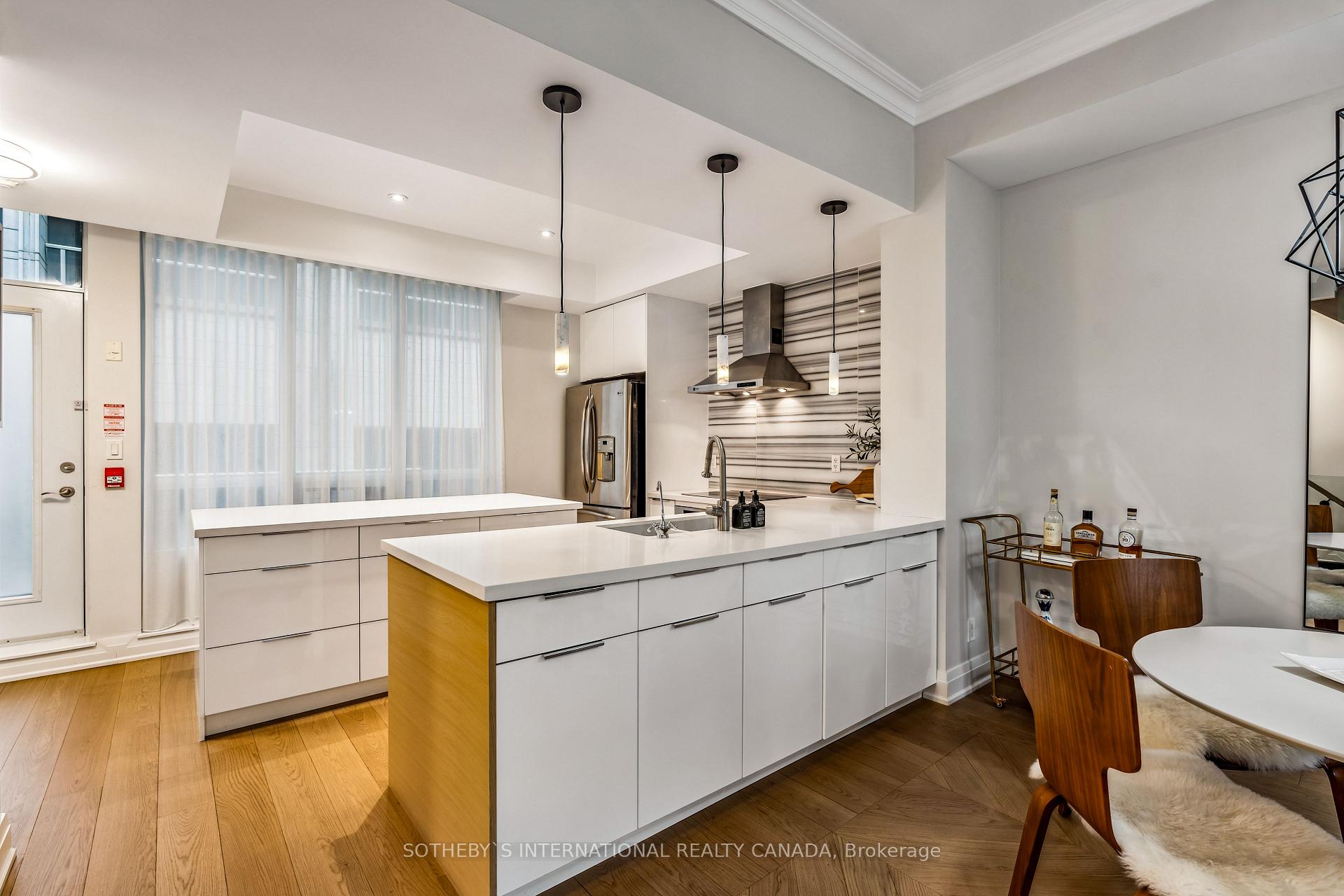 Photo 5 of Unit TH01, 761 Bay Street, Toronto, Bay Street Corridor — HOMEH