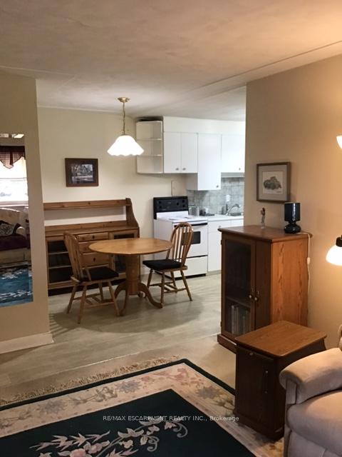 Photo 9 of Unit 105, 9 Grant Boulevard S, Hamilton, Dundas — HOMEH