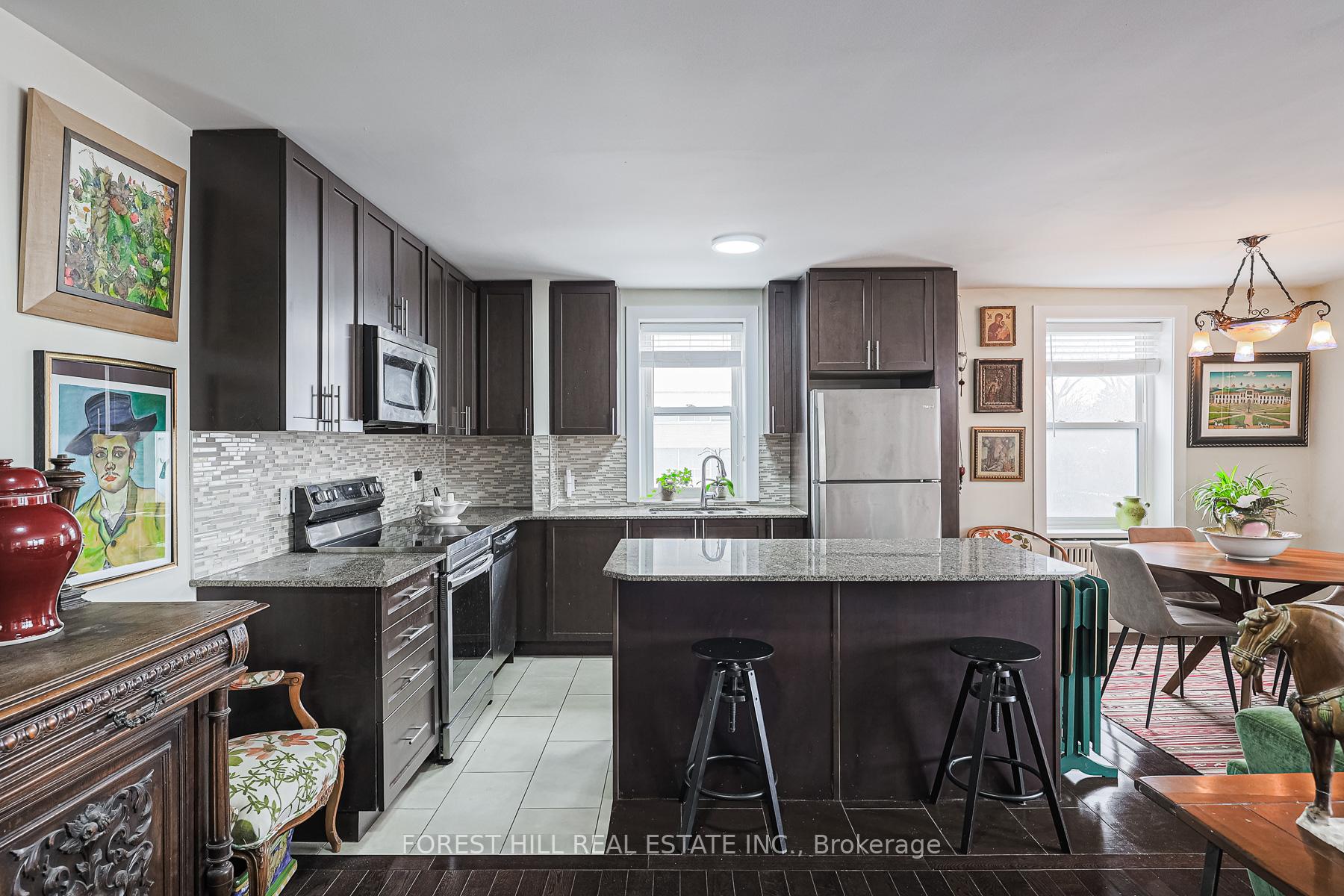 Photo 3 of Unit 408, 2603 Bathurst Street, Toronto, Forest Hill North — HOMEH