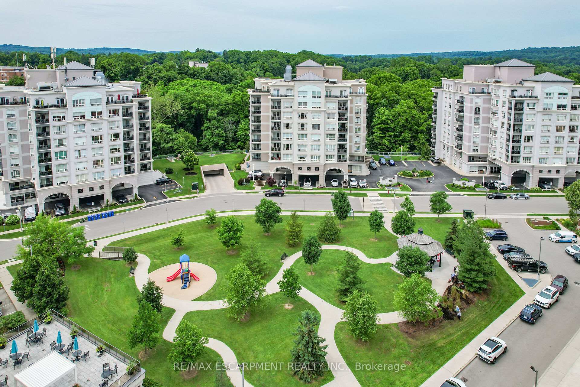 Photo 26 of Unit 807, 3000 Creekside Drive, Hamilton, Dundas — HOMEH