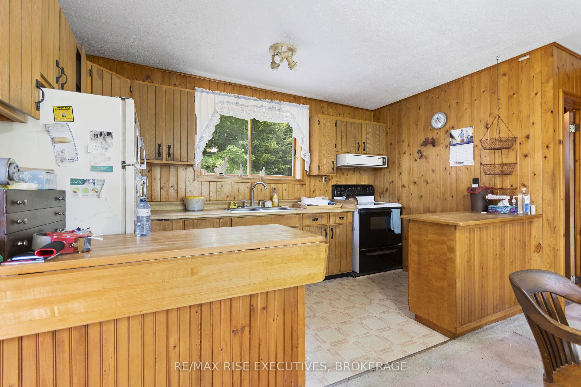 Photo 15 of 1349 Ridge Road, Frontenac, Frontenac South — HOMEH