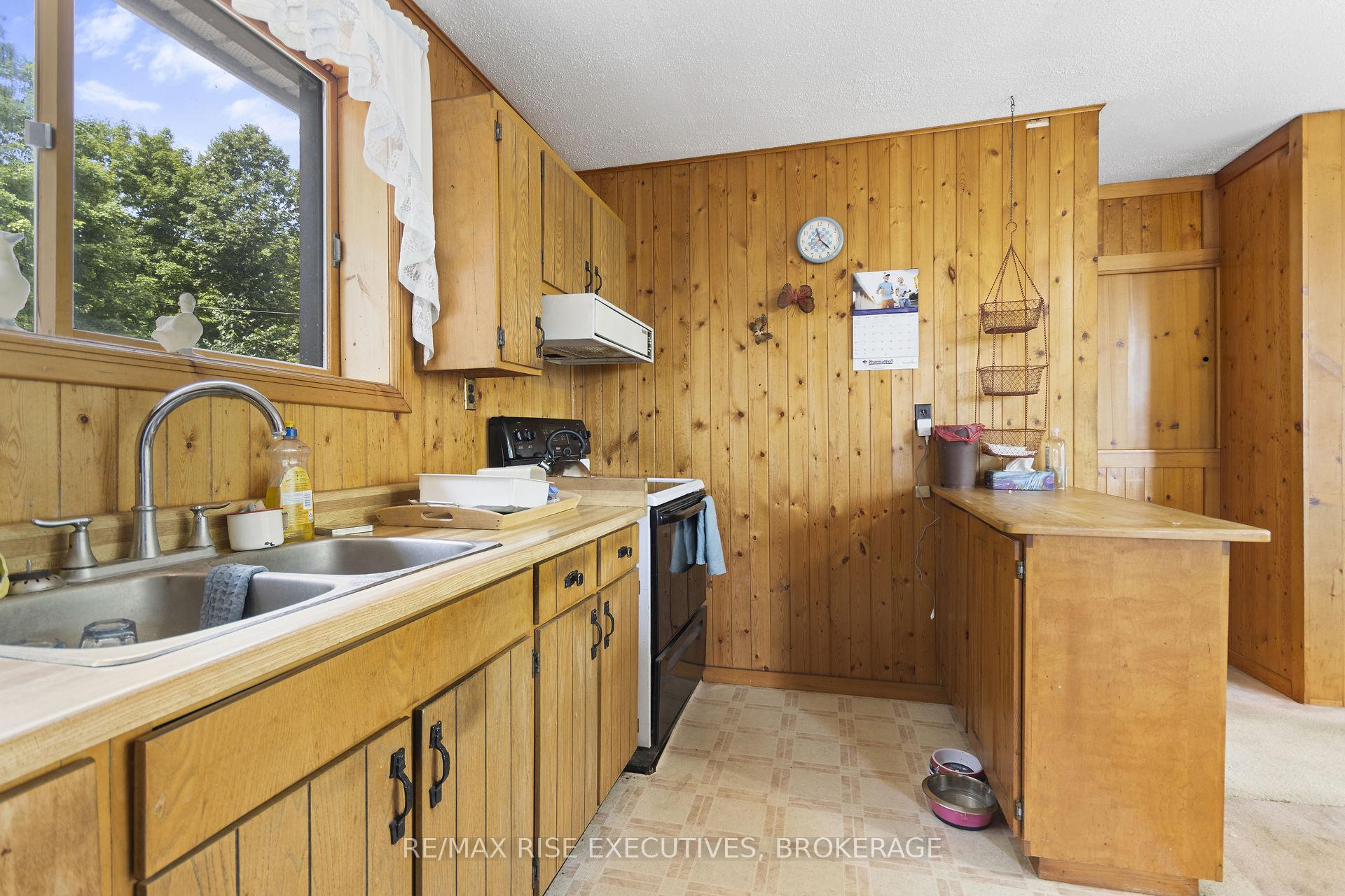 Photo 16 of 1349 Ridge Road, Frontenac, Frontenac South — HOMEH