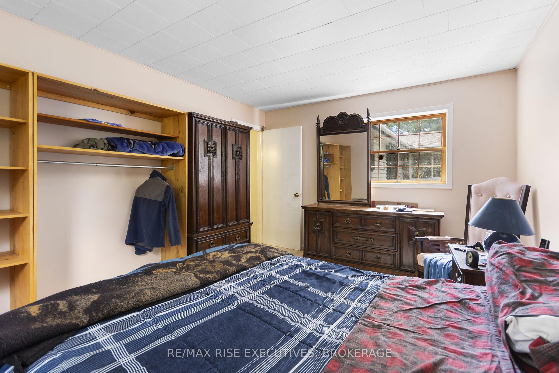 Photo 18 of 1349 Ridge Road, Frontenac, Frontenac South — HOMEH