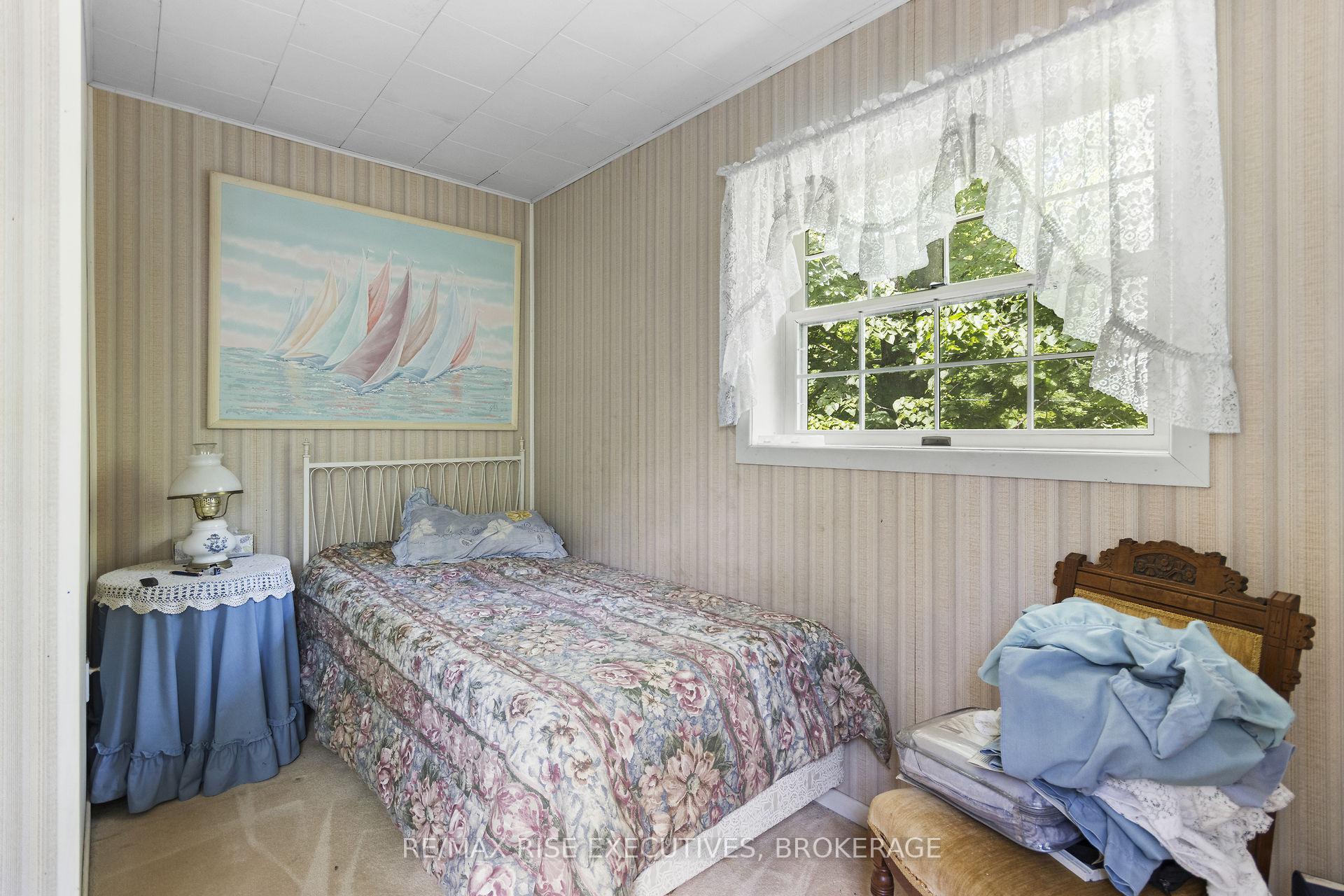 Photo 20 of 1349 Ridge Road, Frontenac, Frontenac South — HOMEH